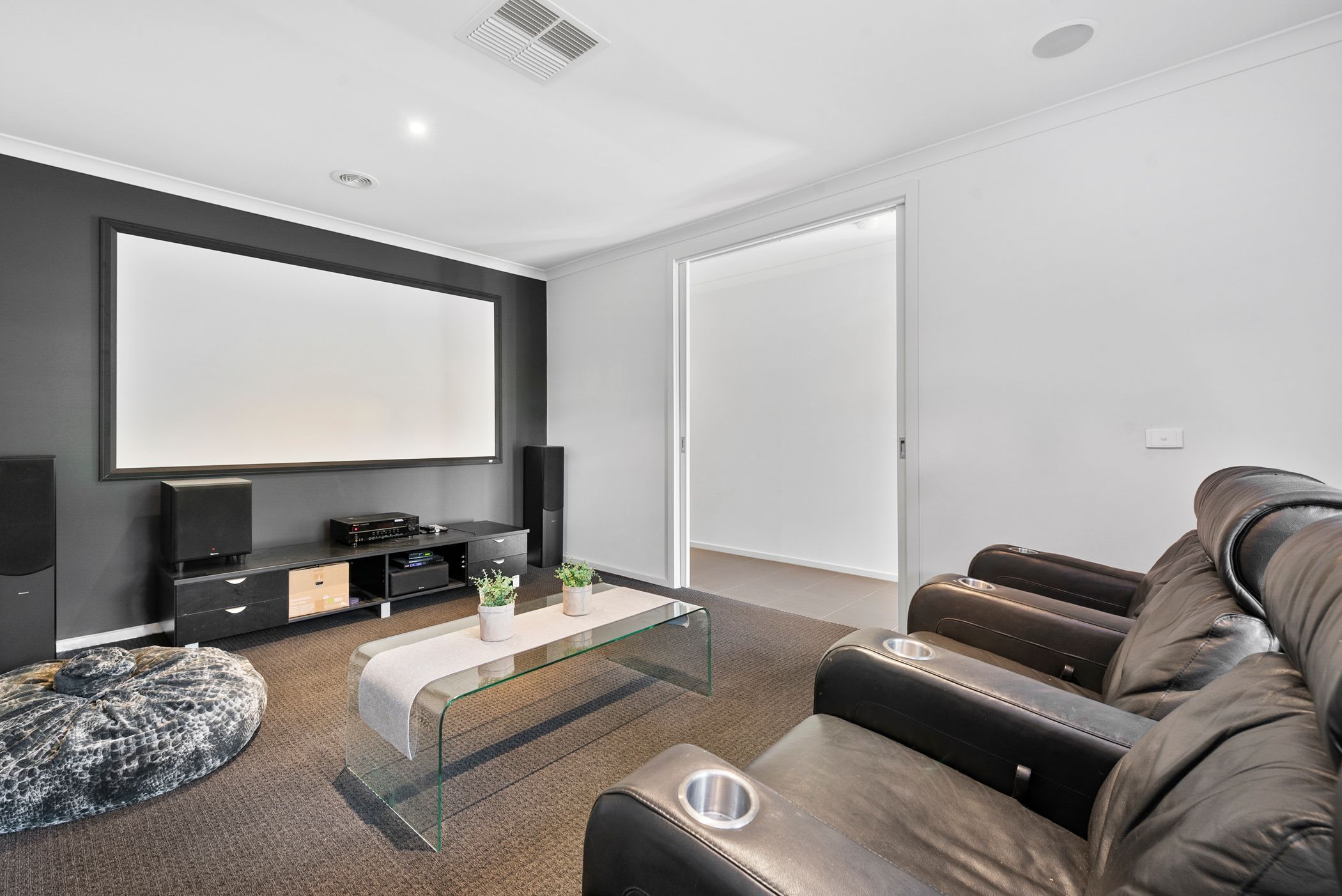 3 Keith Street — photo 4 of 10