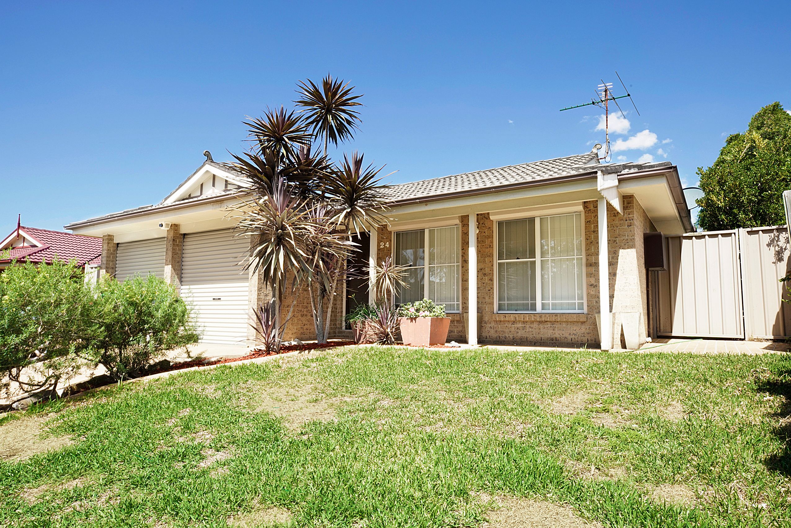 24 Oriole Street