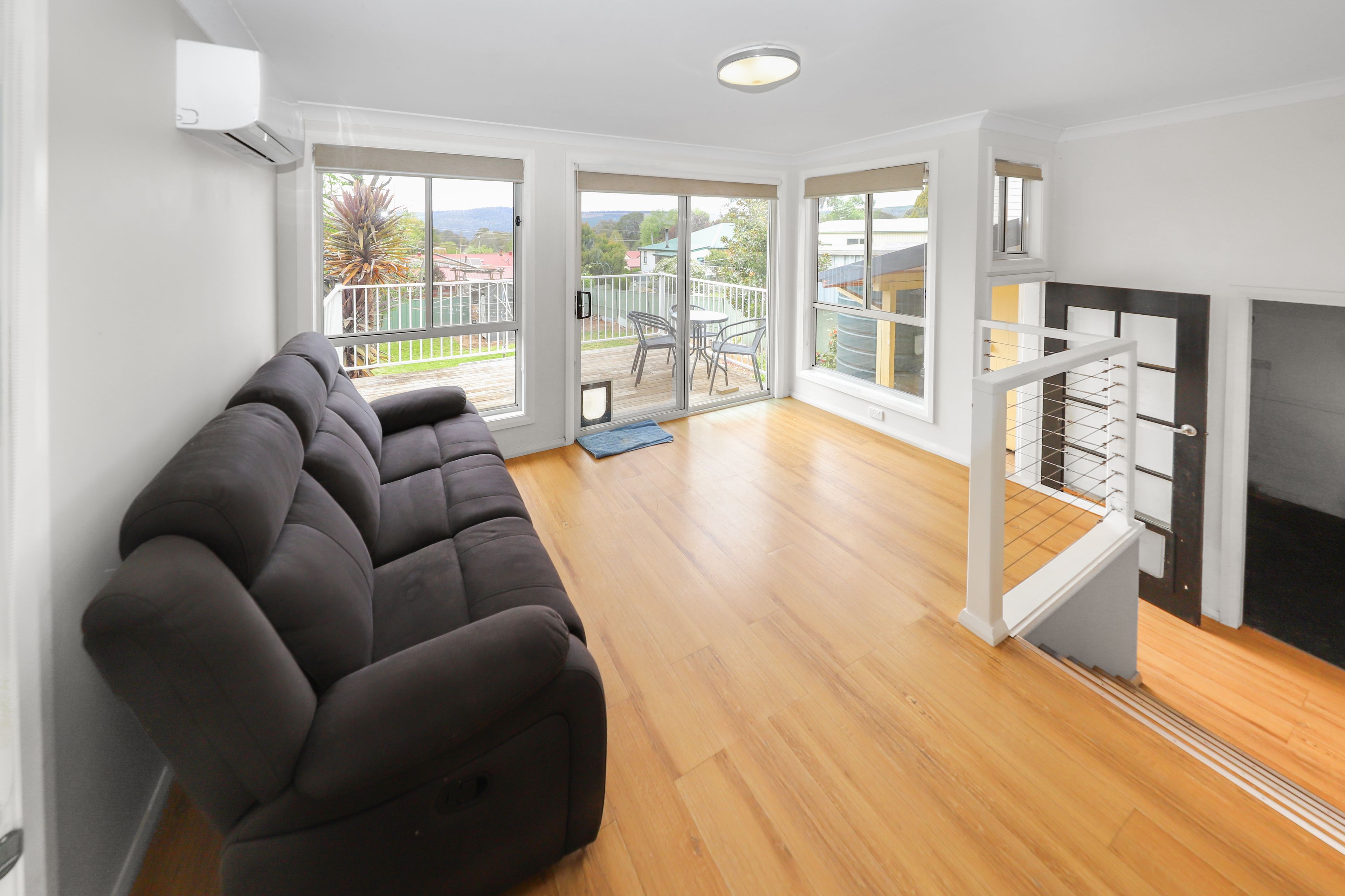 21 Coorabel Avenue — photo 2 of 11