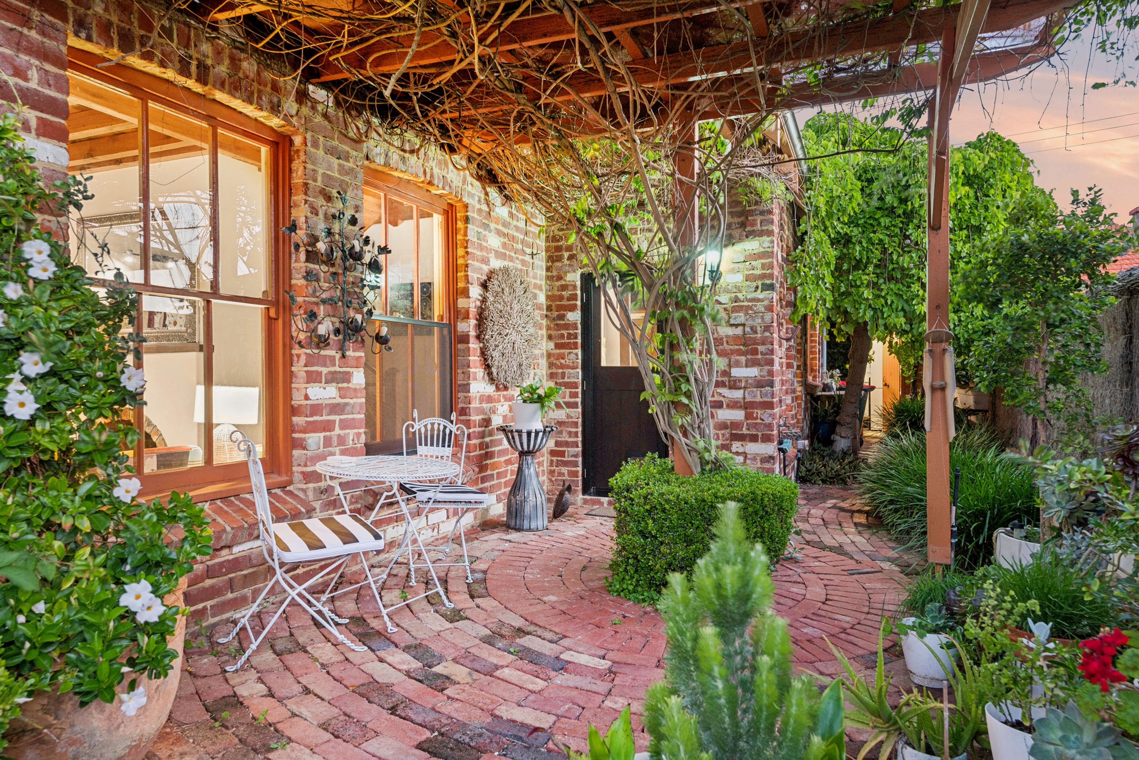 2/100-102 South Street, Fremantle, WA 6160