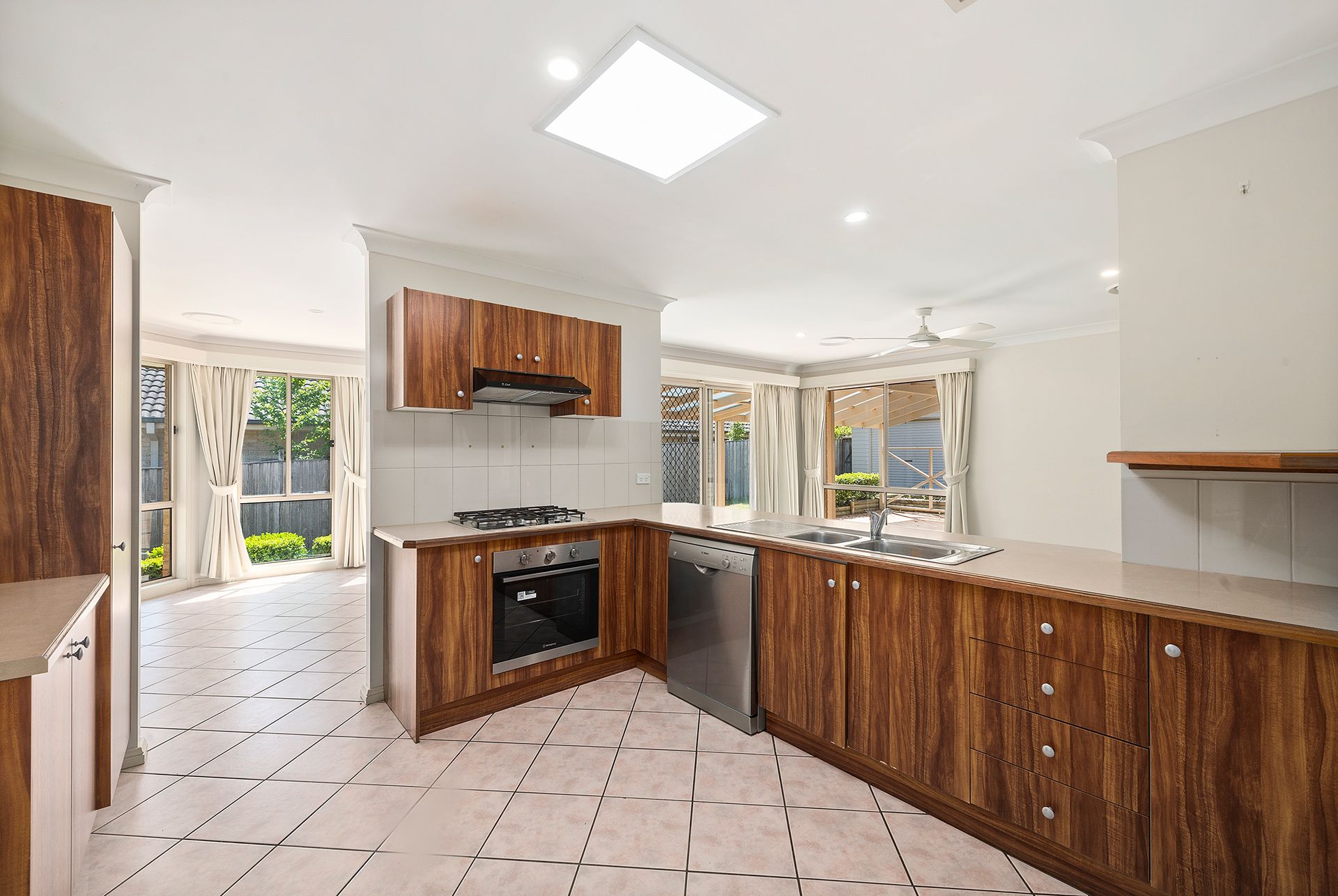 15 James Street, Moss Vale, NSW 2577