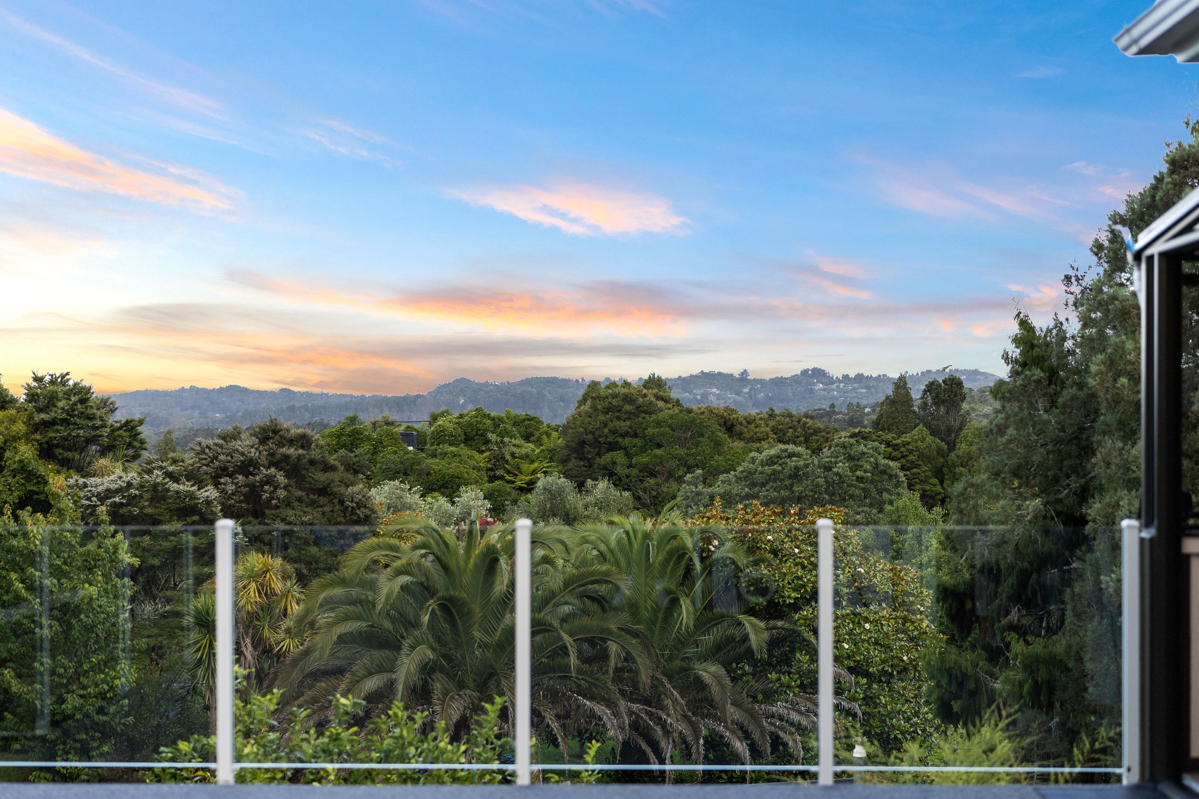 274 Forest Hill Road, Waiatarua, Waitakere City