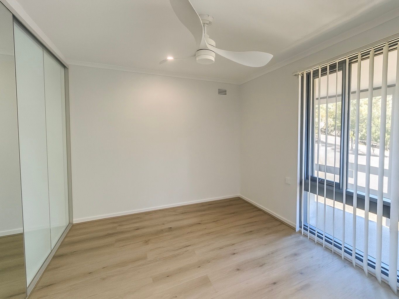 5 Tirabeenba Drive, Bolton Point, NSW 2283