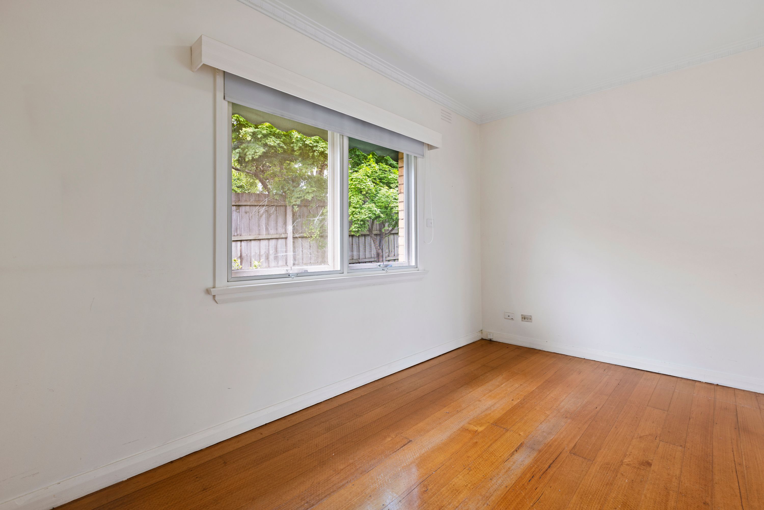 135 Huntingdale Road — photo 5 of 8