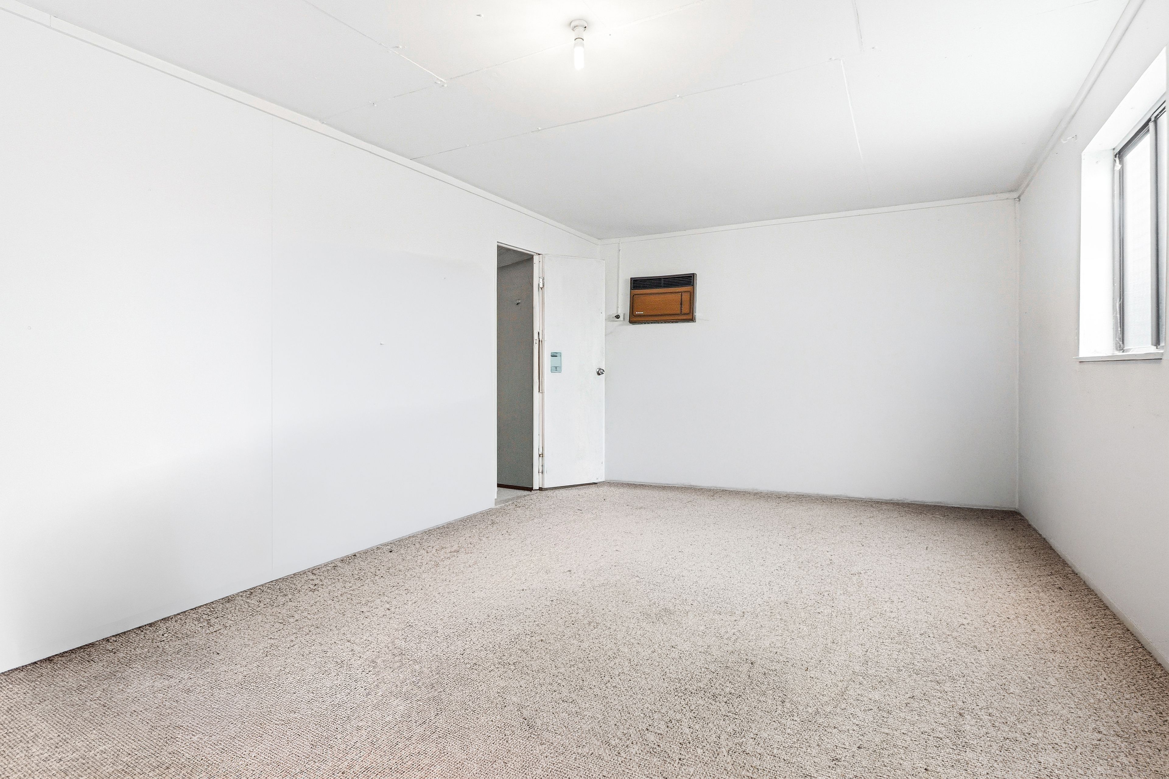 5 Hering Avenue — photo 15 of 25