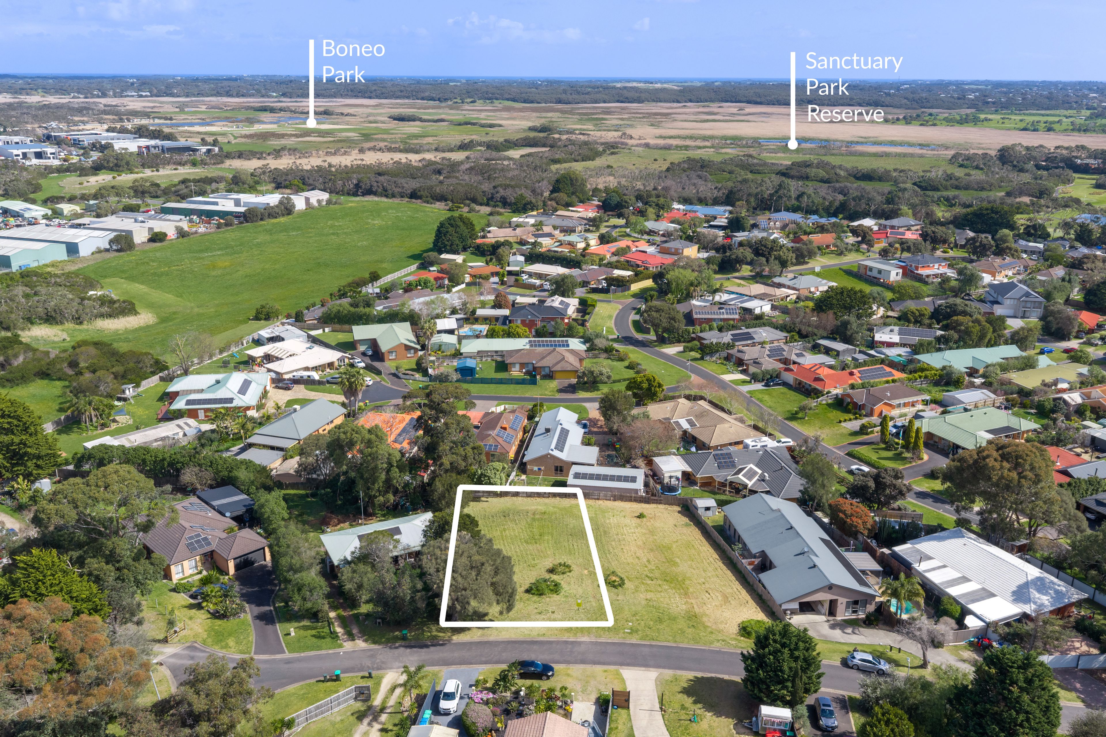 8 Currawong Court — photo 6 of 11