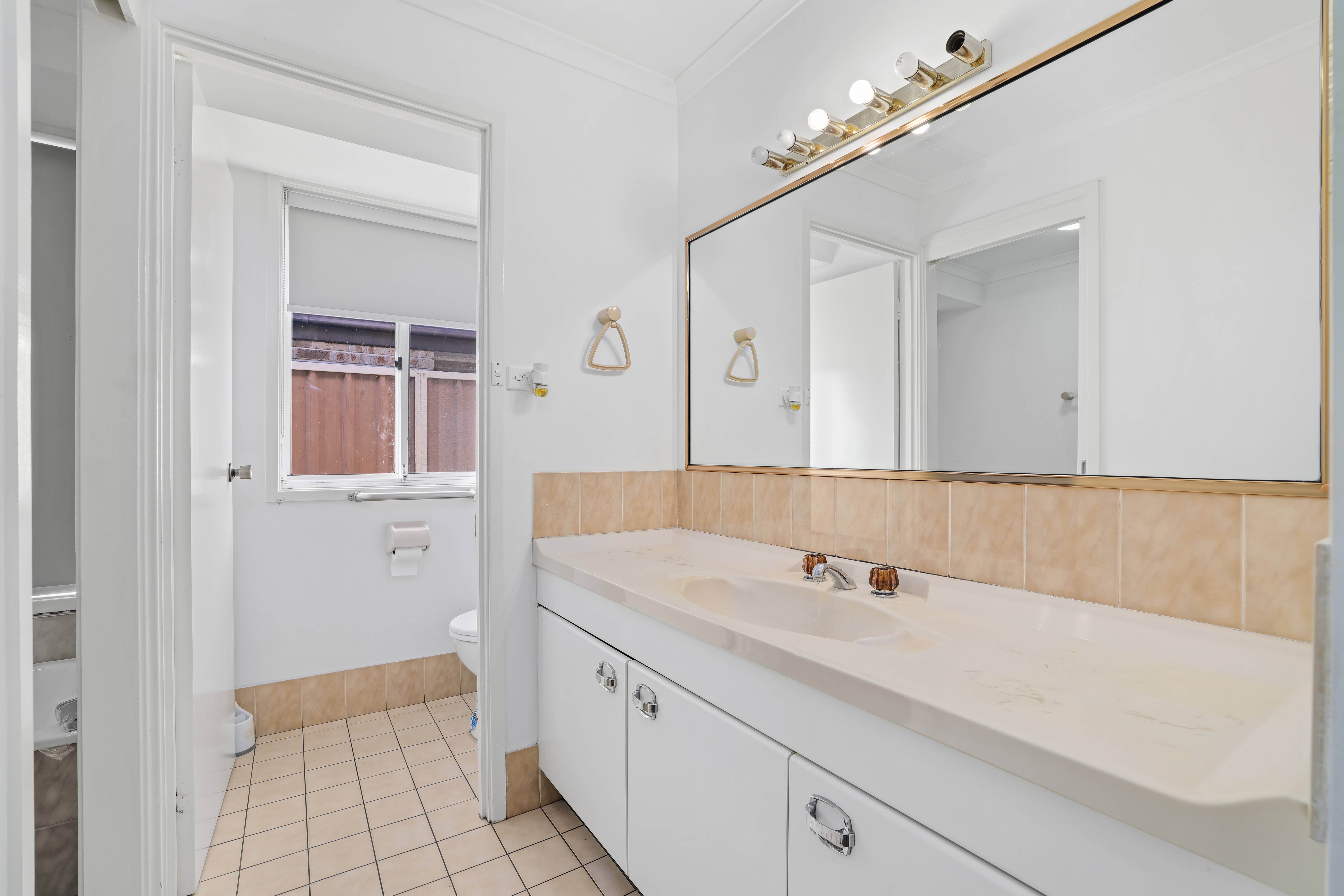 56 Ingham Drive, Casula, NSW 2170