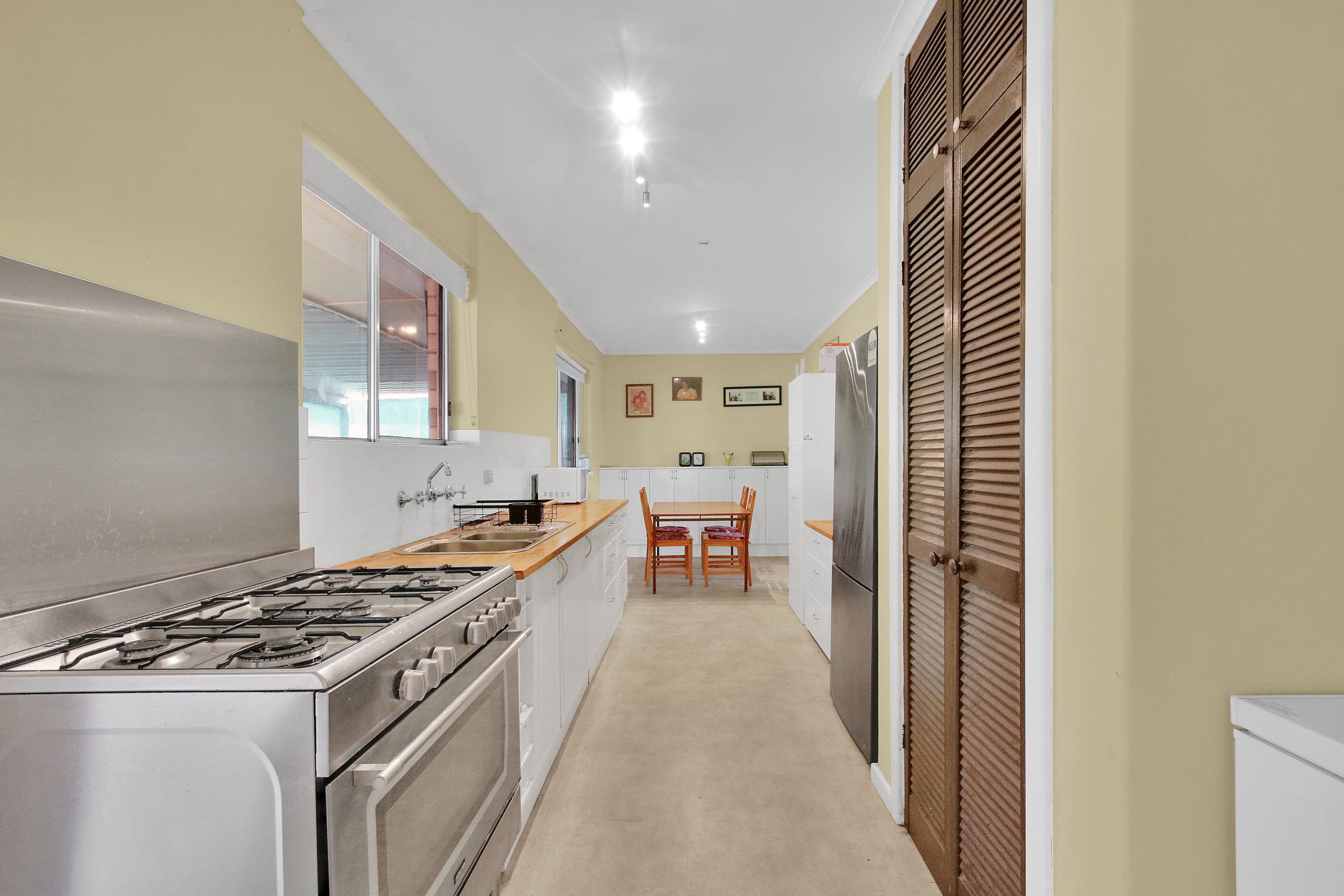 4 Ross Street — photo 8 of 21