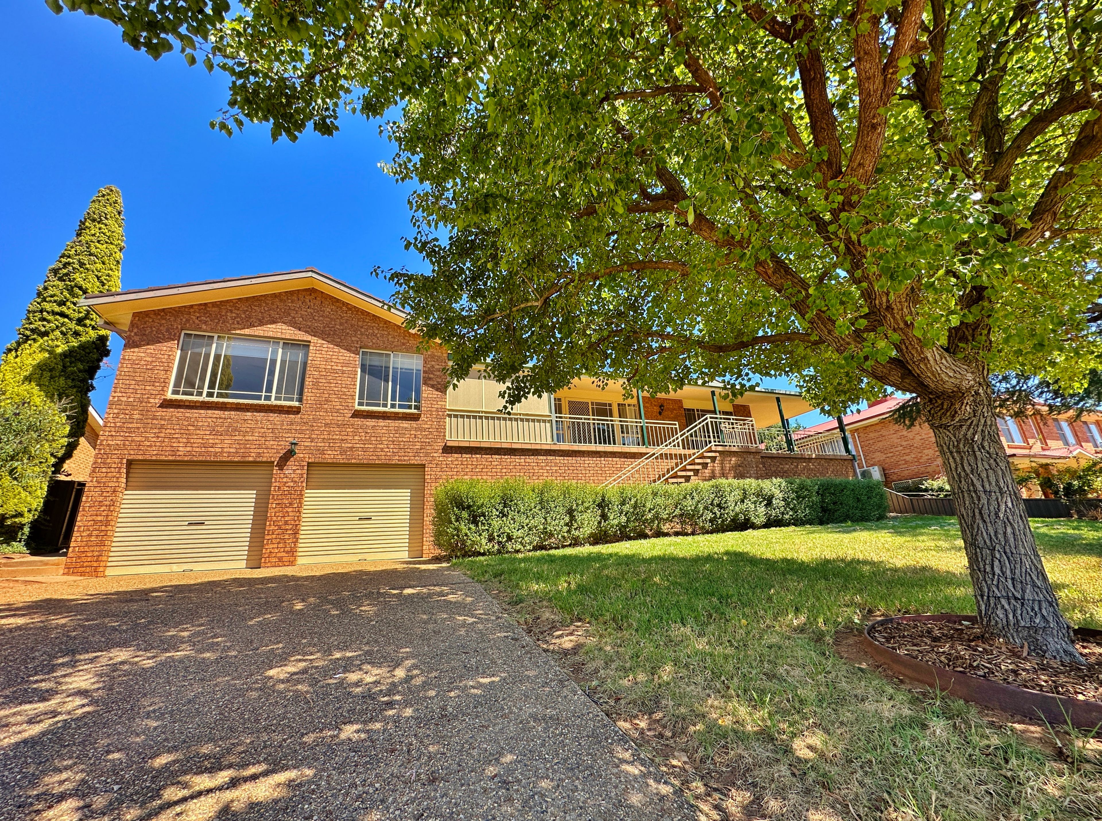12 Jim Anderson Avenue, Young NSW 2594
