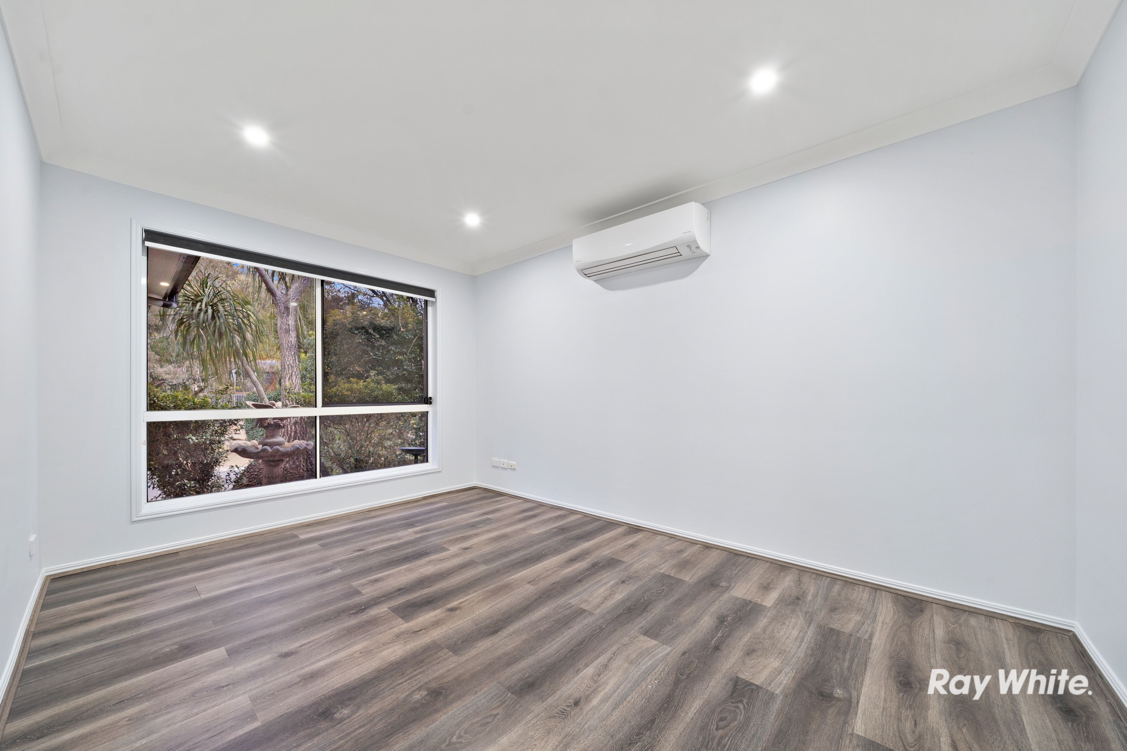 4 Mahogany Court — photo 10 of 13