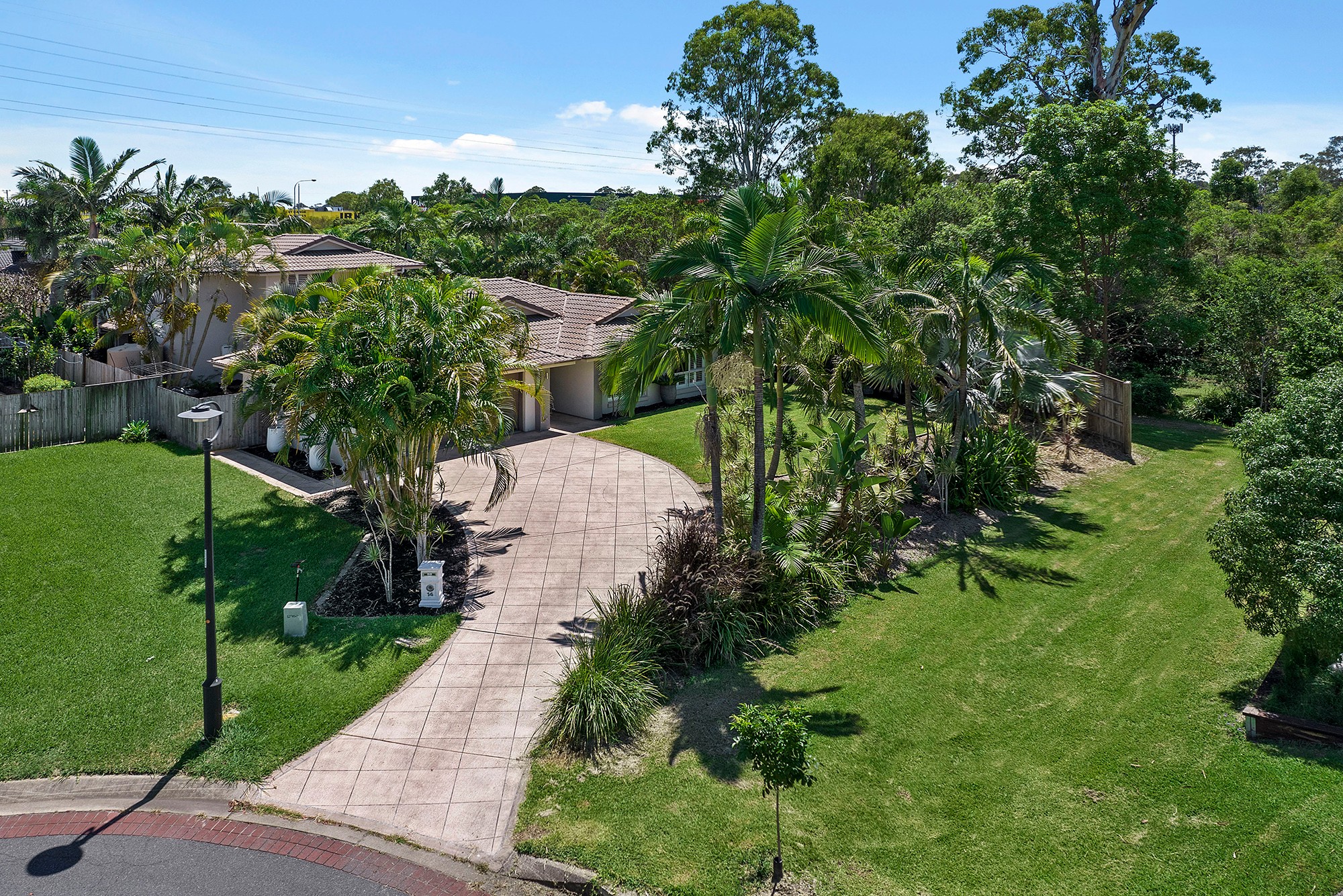 14 Oltrarno Place, Bridgeman Downs, QLD 4035