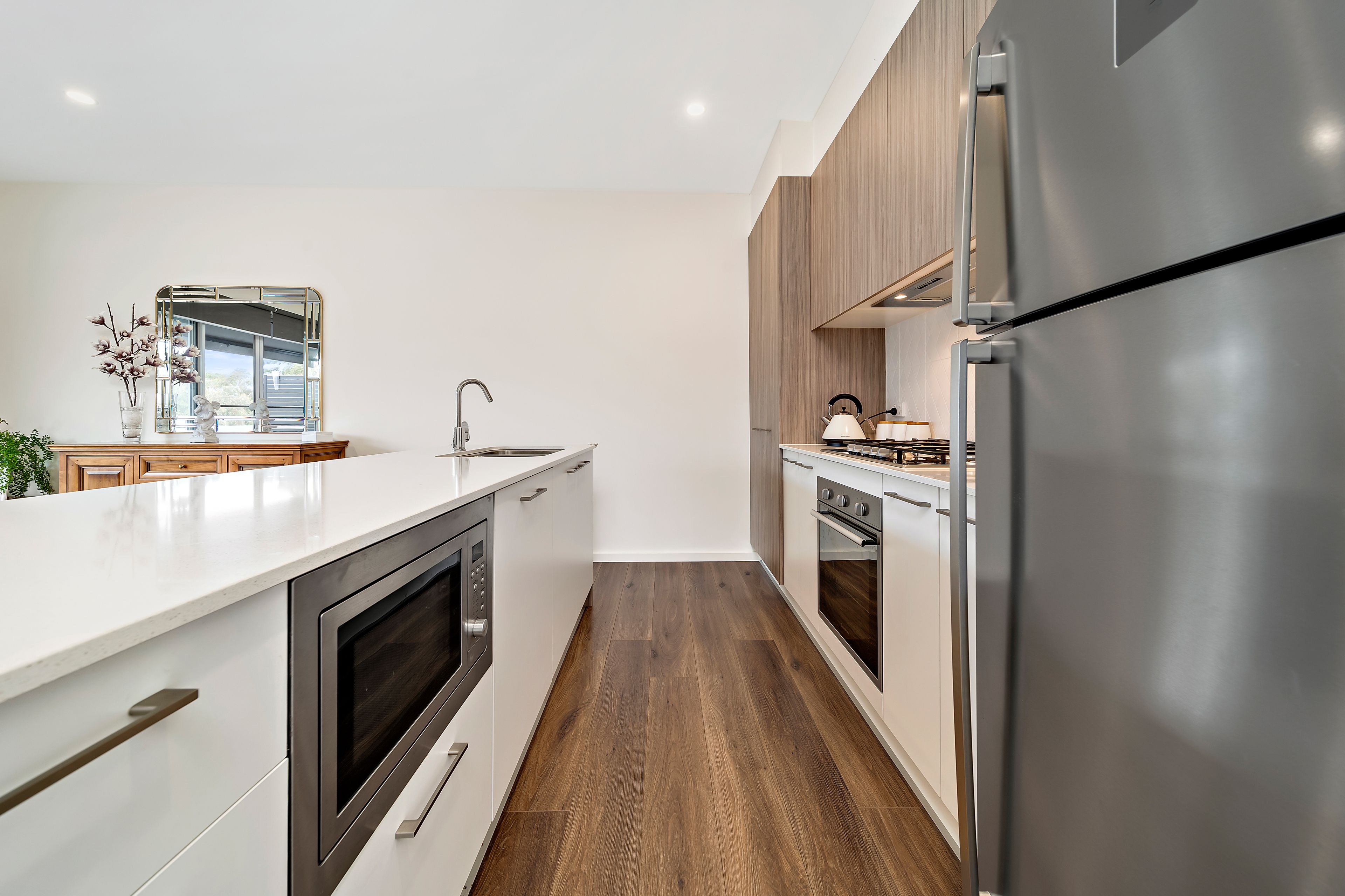 27/1 Limburg Way, Greenway, ACT 2900