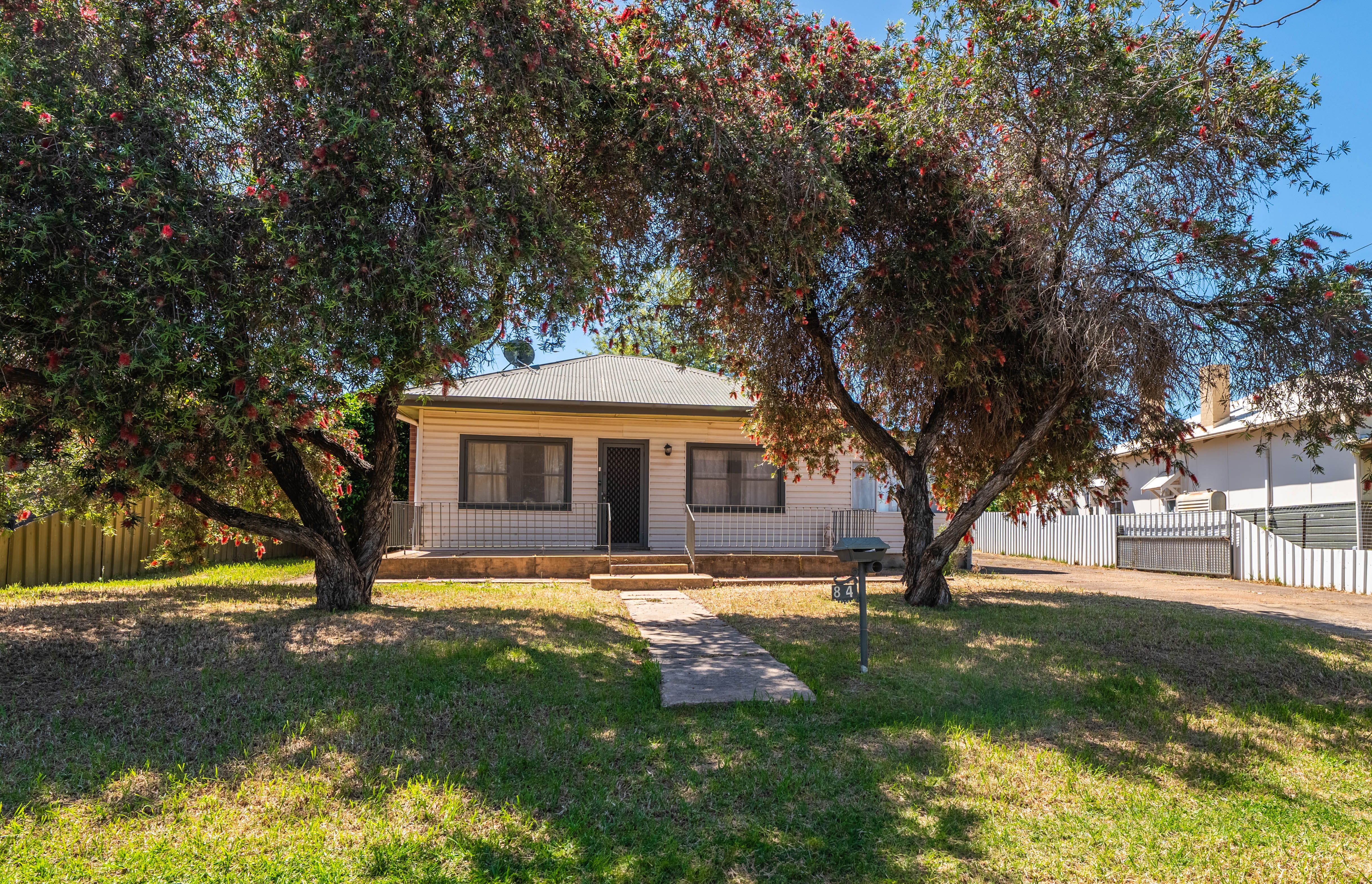 84 Mitchell Street — photo from Ray White Parkes