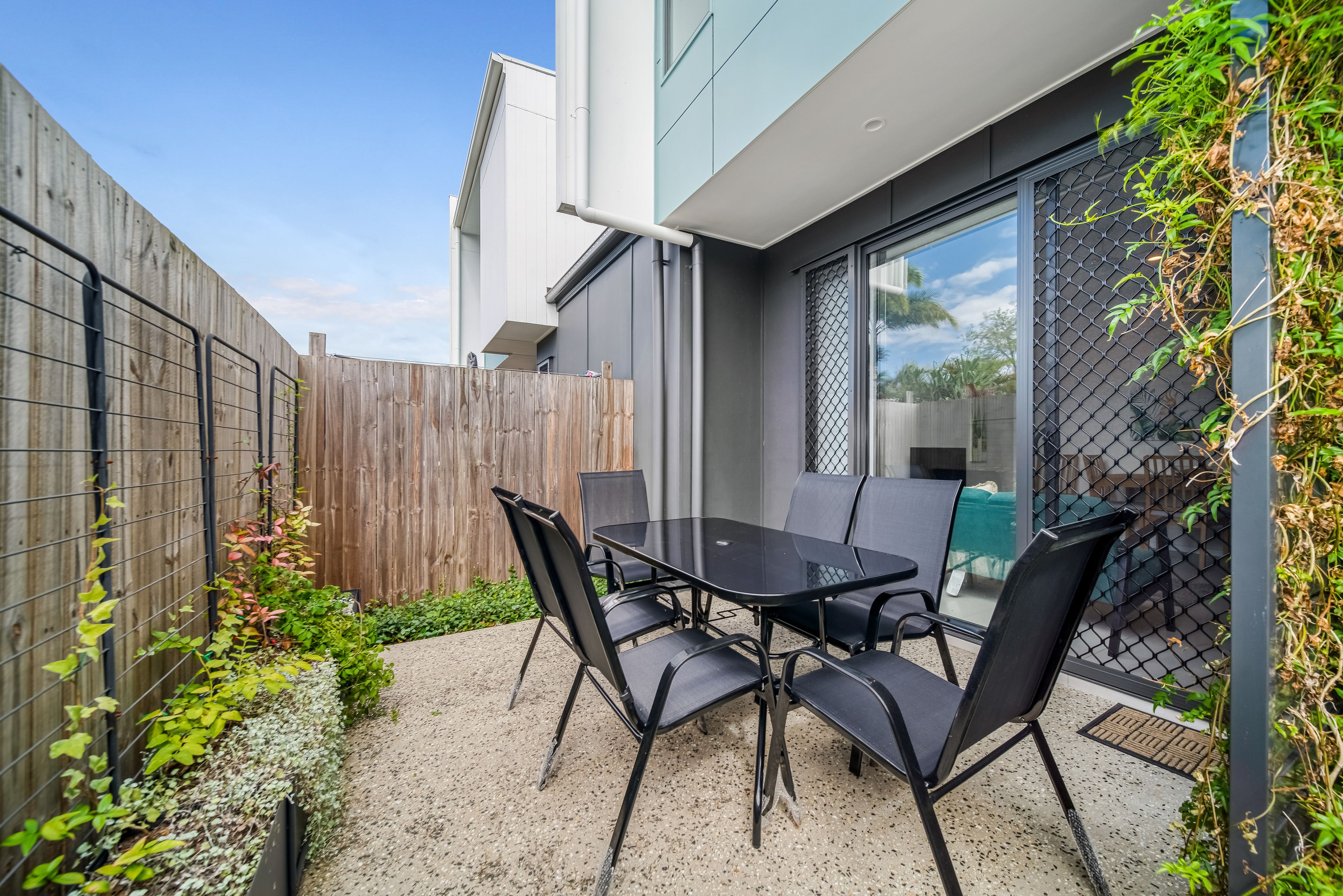 6/33-35 Broadwater Avenue, Maroochydore, QLD 4558