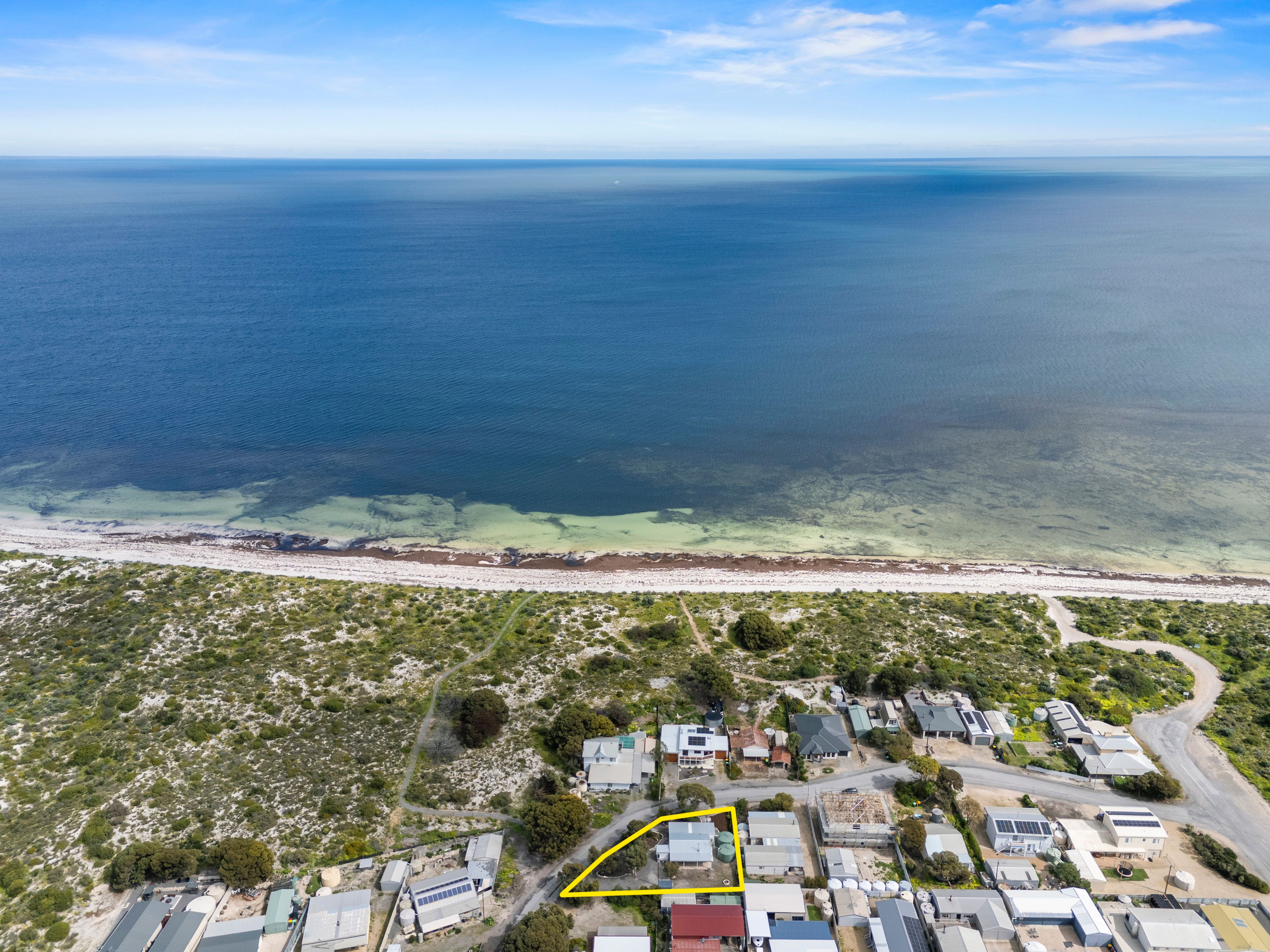 11 Chenoweth Crescent — photo 23 of 28
