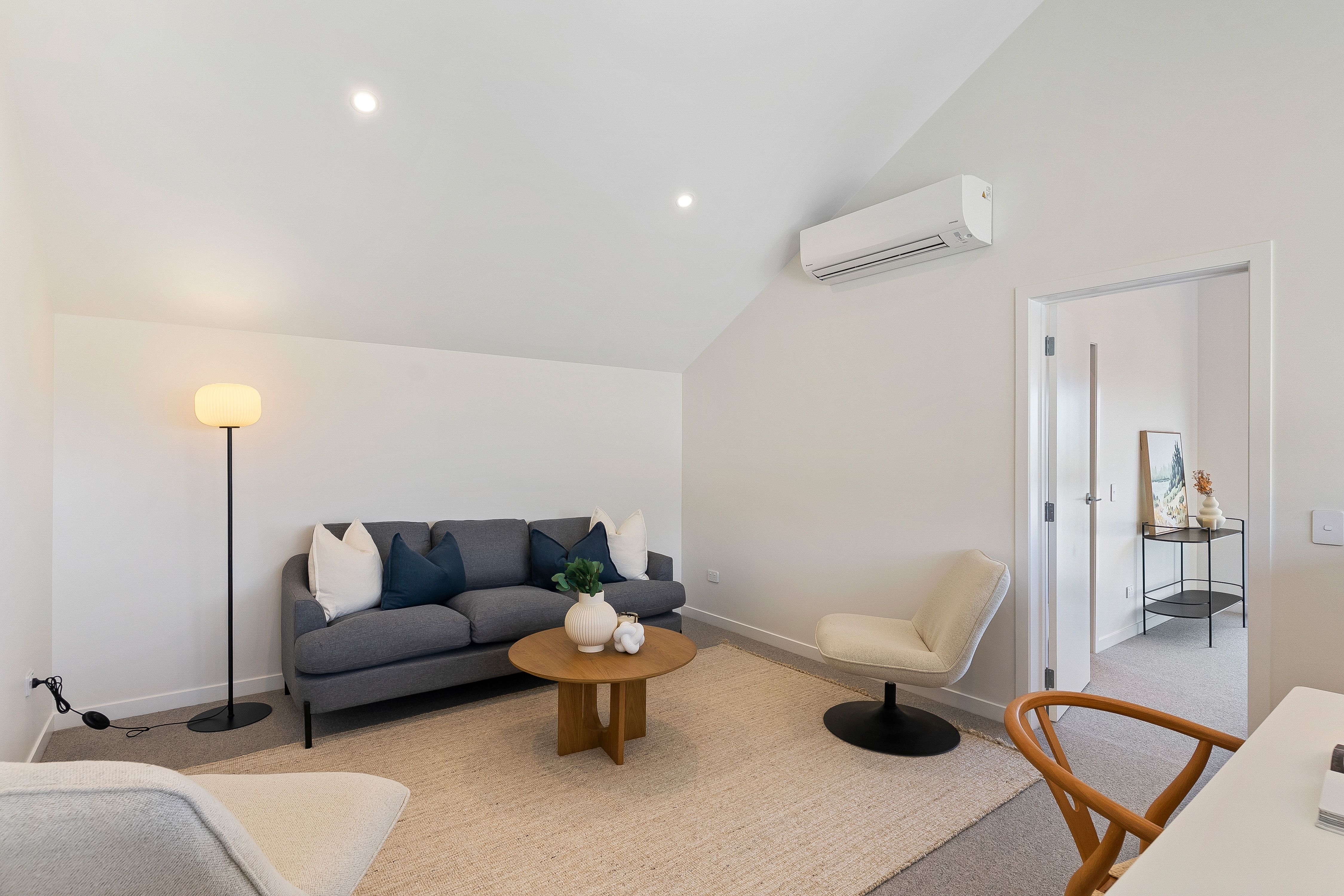 B/394 East Coast Road, Sunnynook, North Shore City