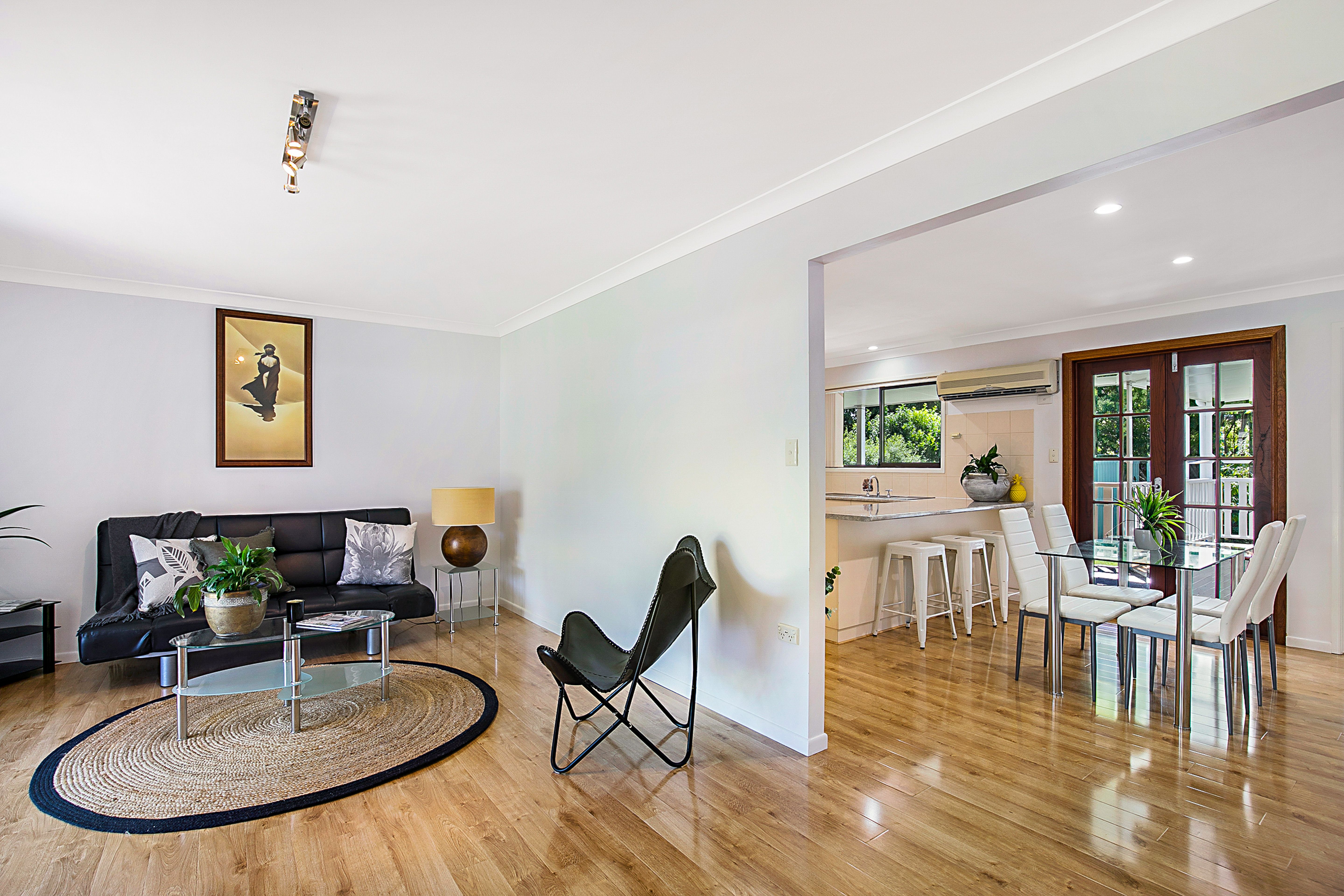 7 Reginald Street, Mount Lofty QLD 4350