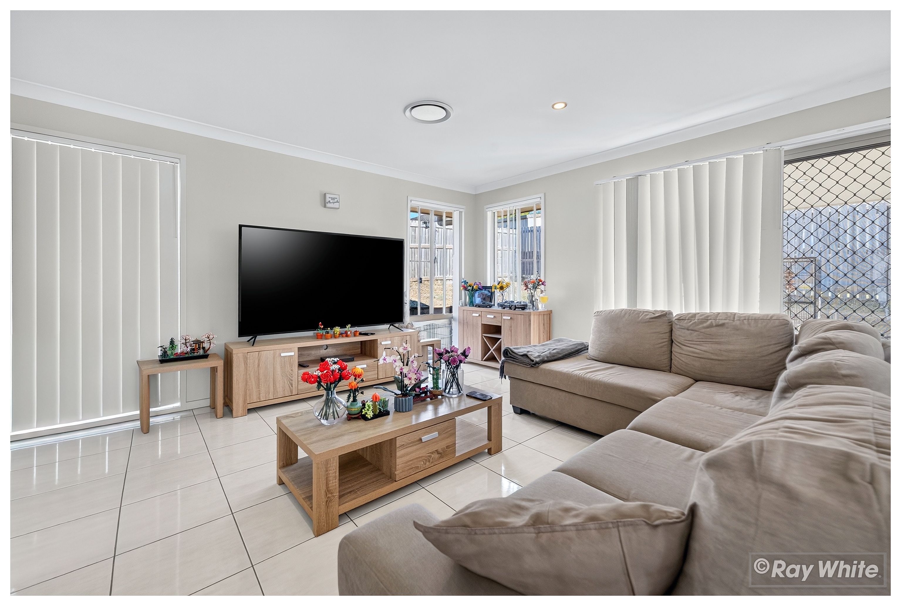 5 Leichhardt Drive — photo 4 of 24
