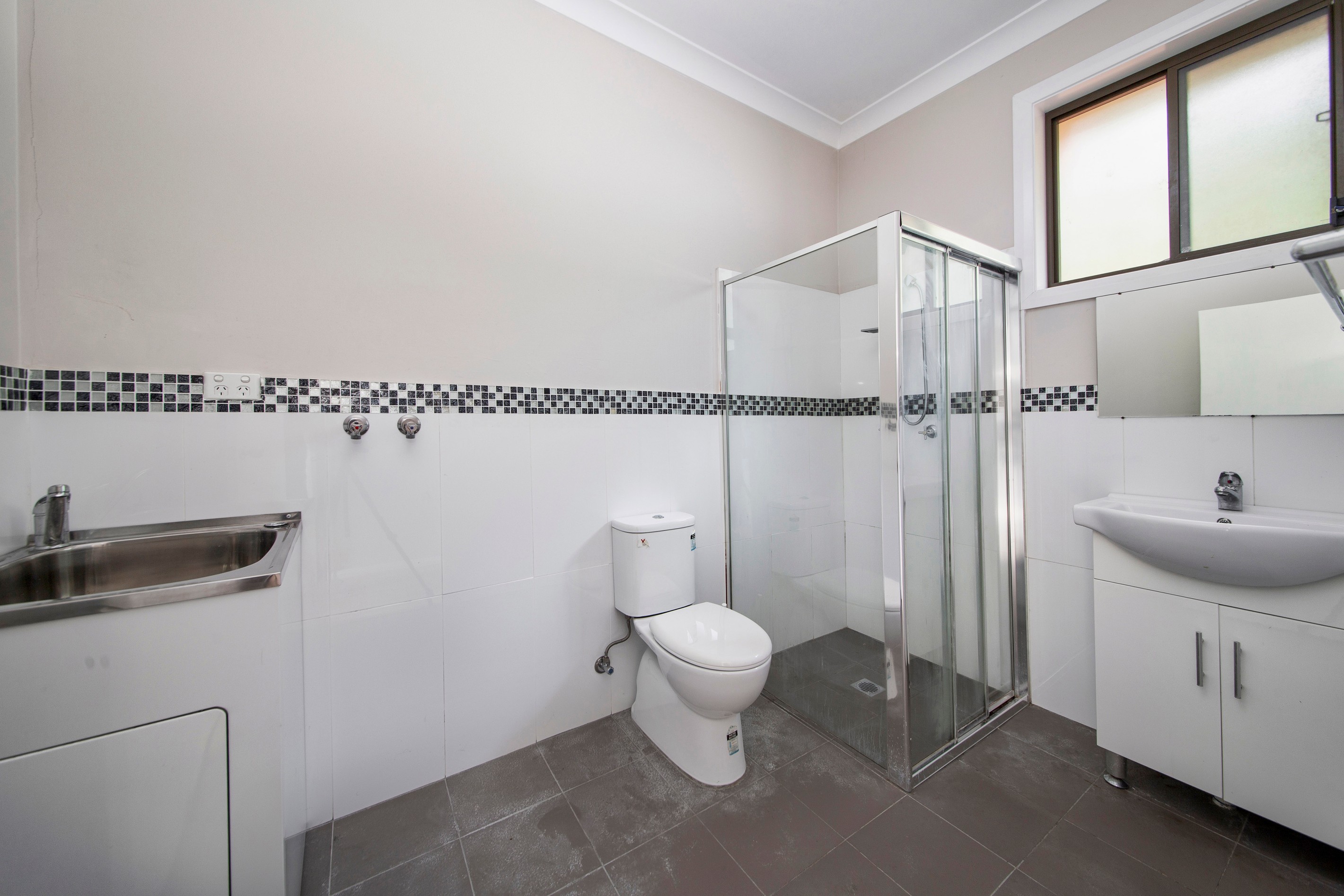 Flat 91 Bignell Street, Illawong, NSW 2234