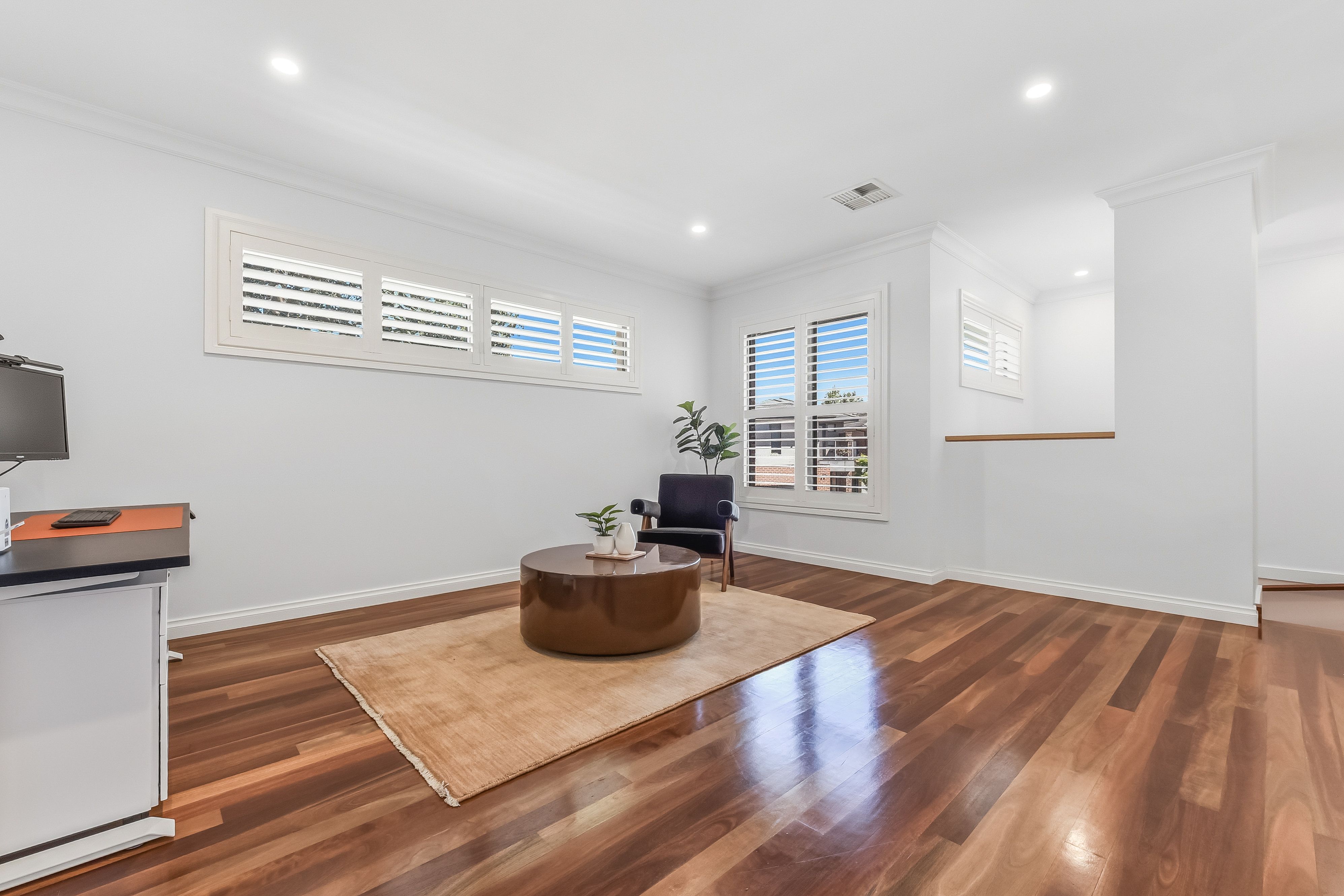 2/18 Larch Crescent — photo 7 of 16