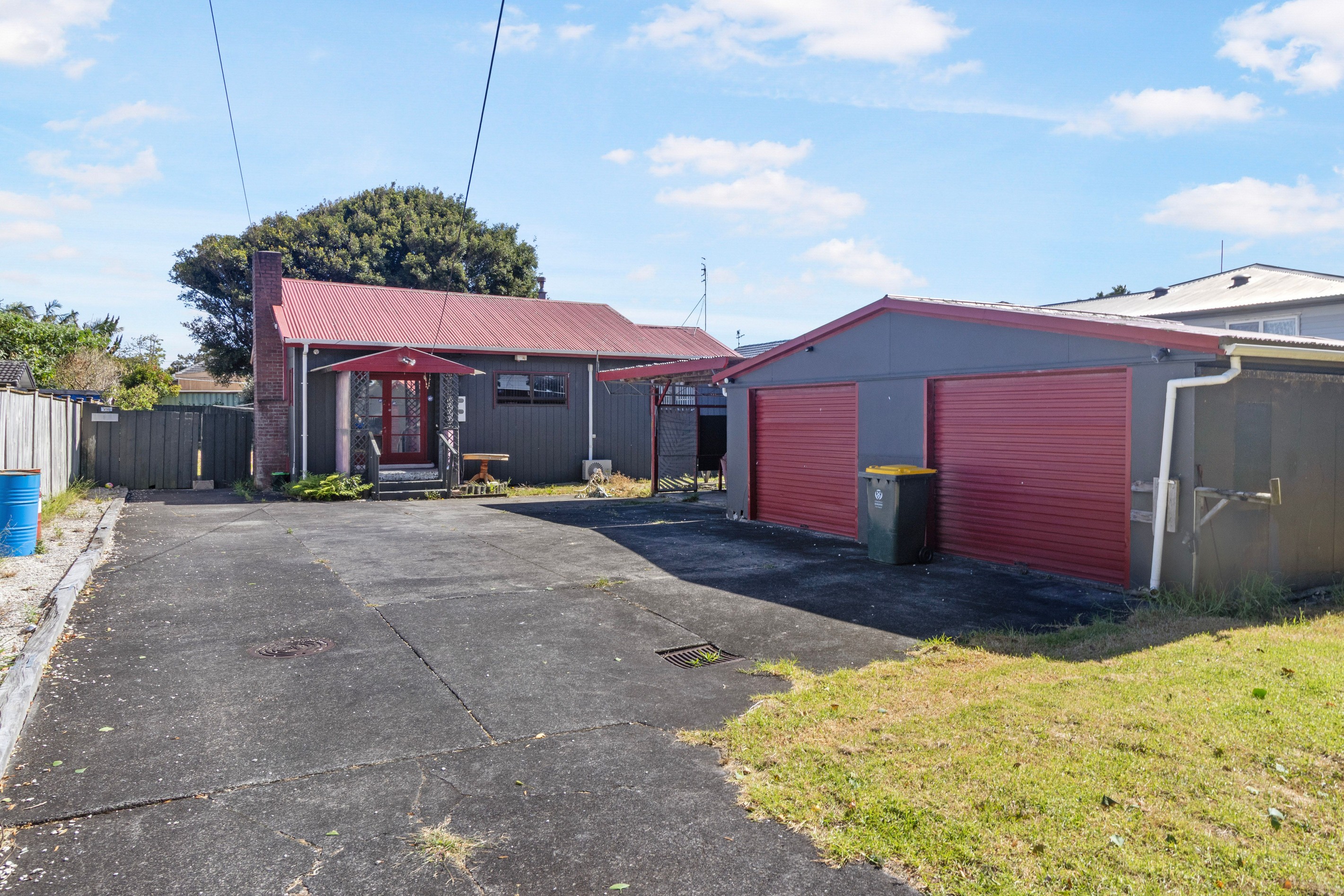 8 Freyberg Avenue, Papatoetoe, Manukau City