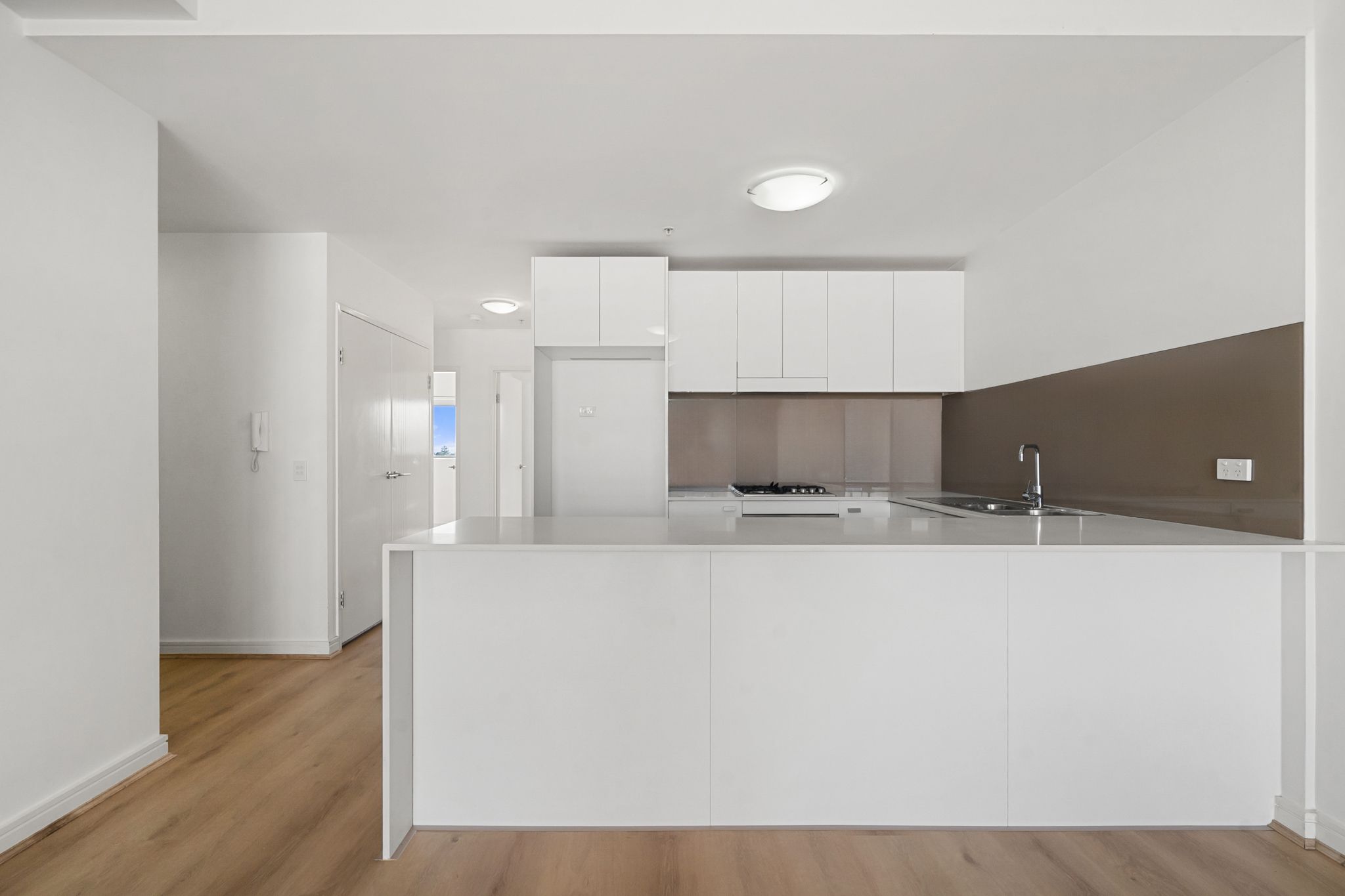 136/1-5 Gertrude Street — photo 4 of 12