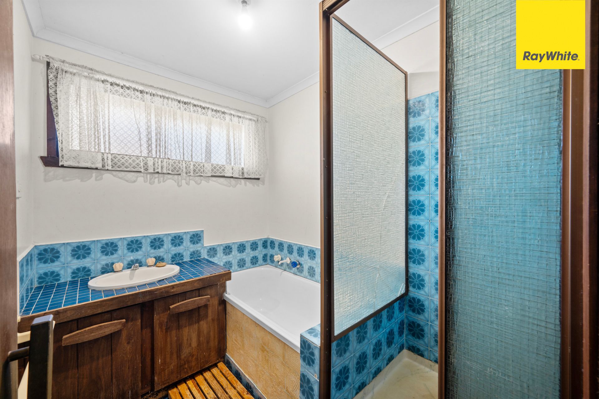 5 Karen Place — photo 14 of 18