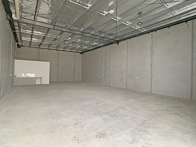 2/14 Icon Drive, Delacombe, VIC 3356