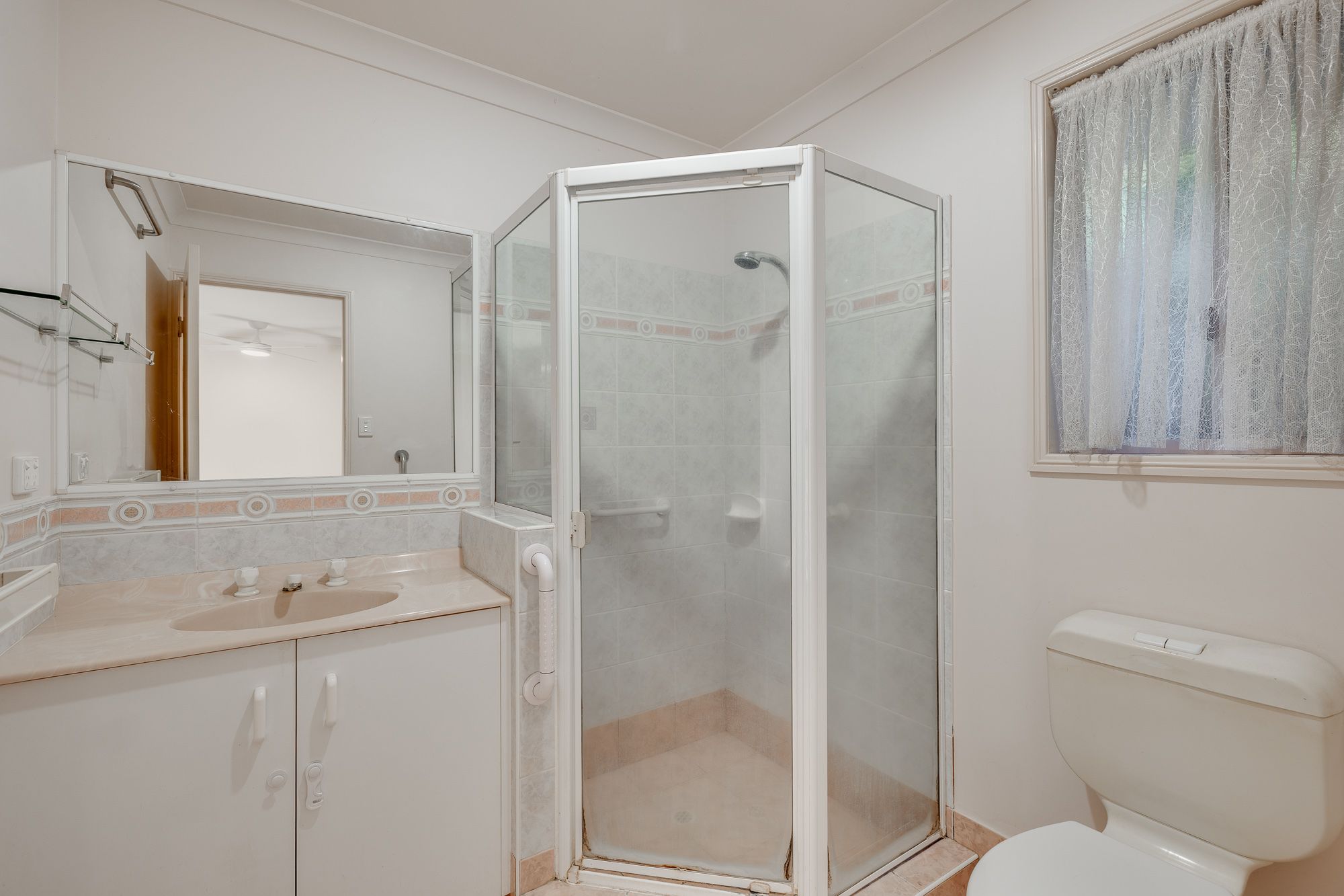 5 Edwin Court — photo 10 of 20