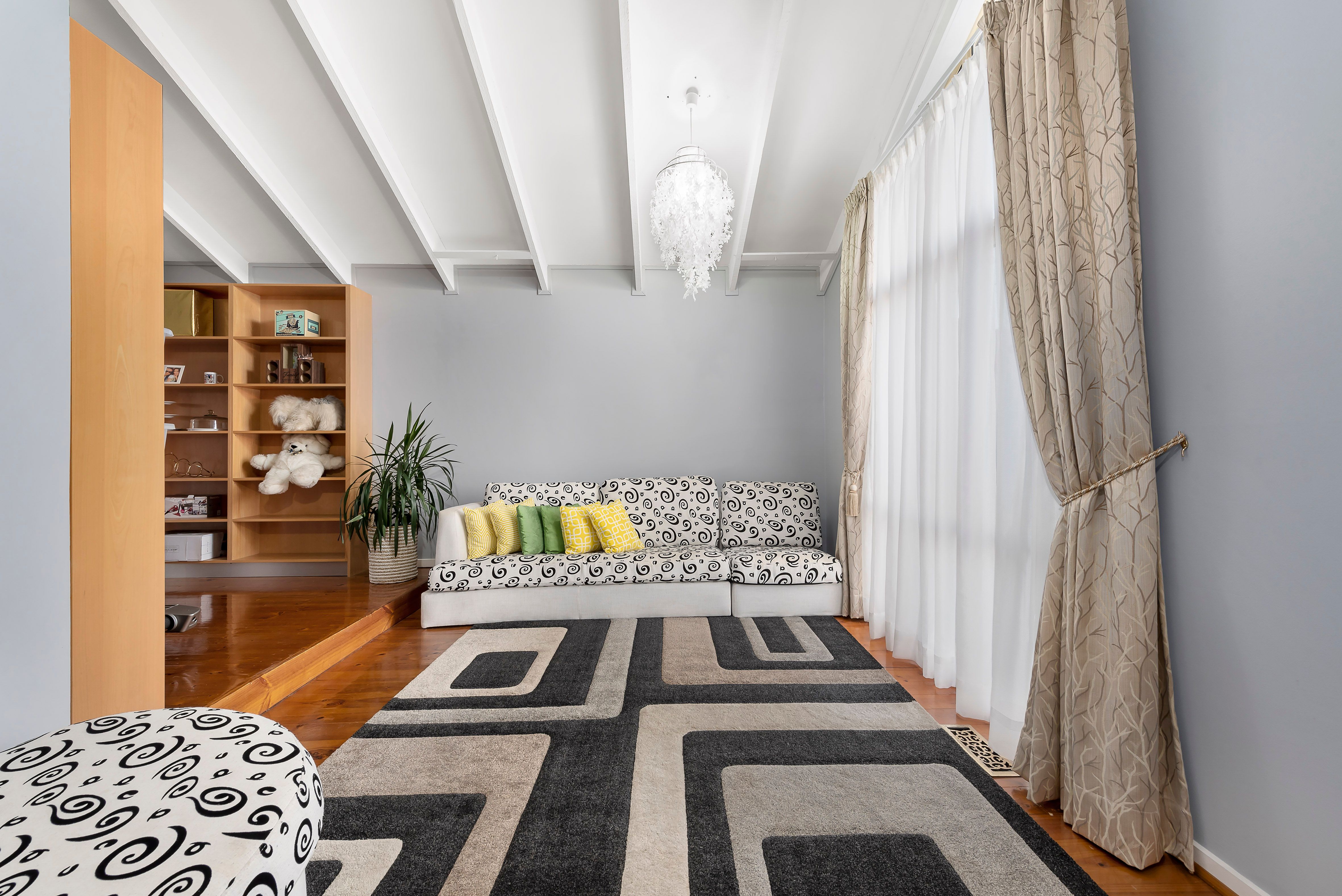 4 Nagle Court, Mill Park, VIC 3082