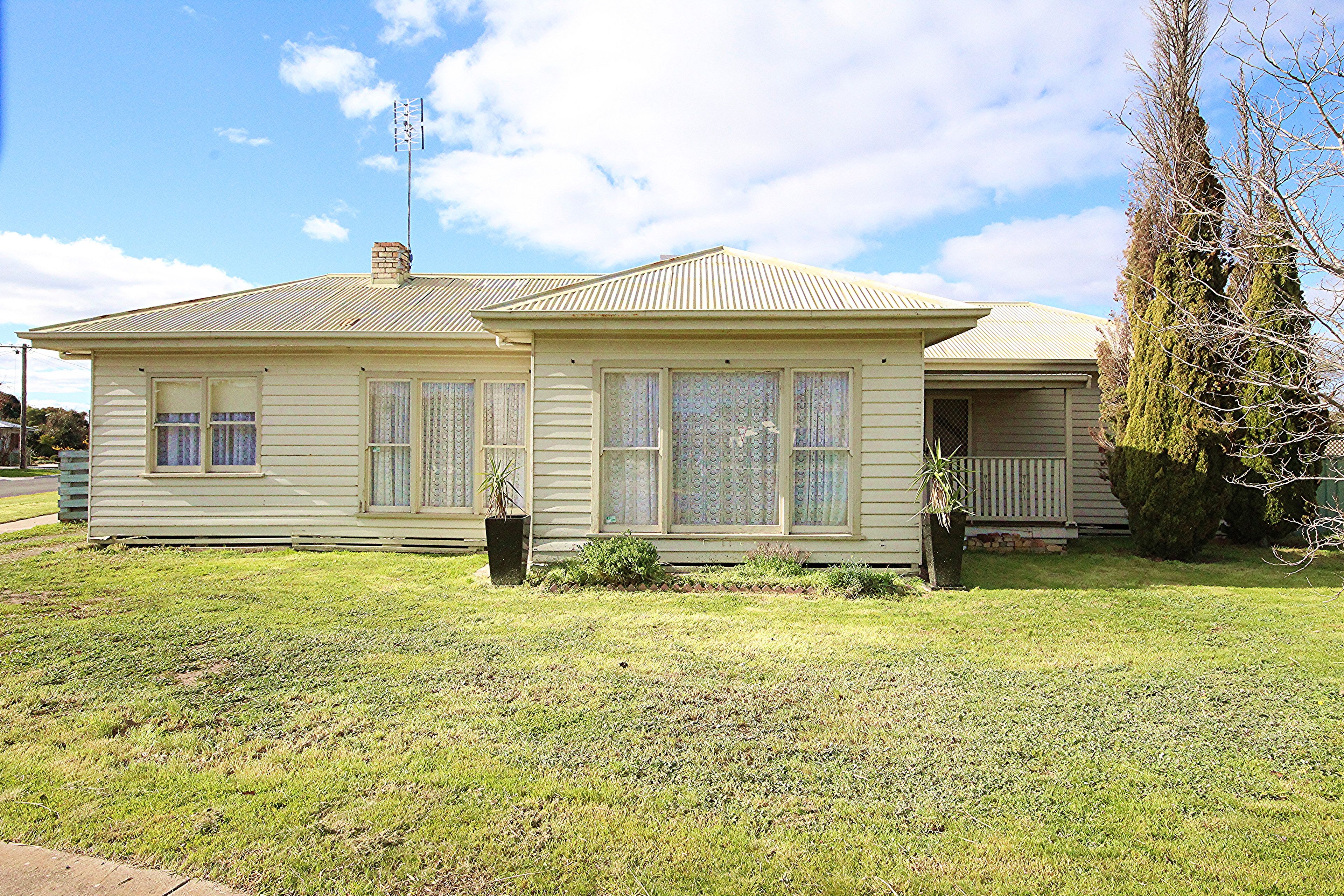 8A Sunnyside Avenue, Horsham VIC 3400