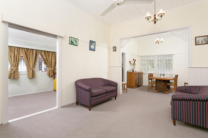 22 Leybourne Street, Chelmer, QLD 4068