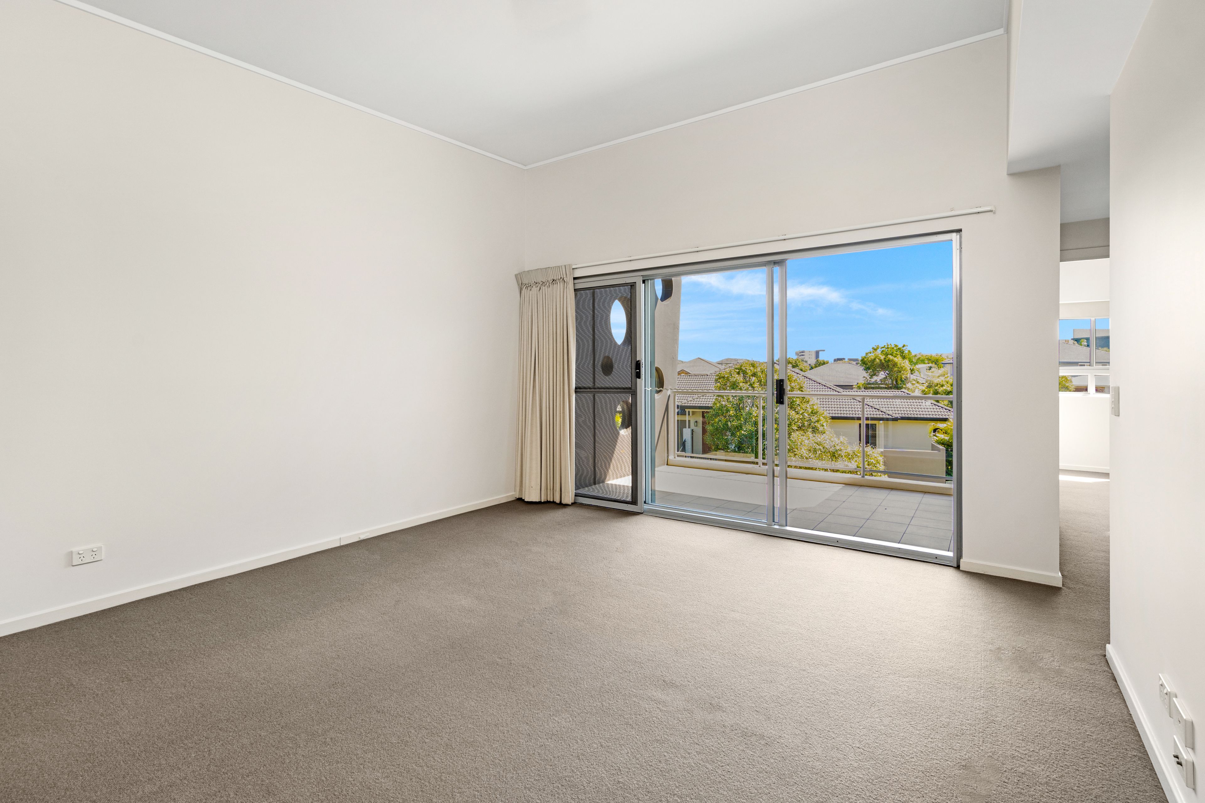 23/137 Scottsdale Drive, Robina, QLD 4226