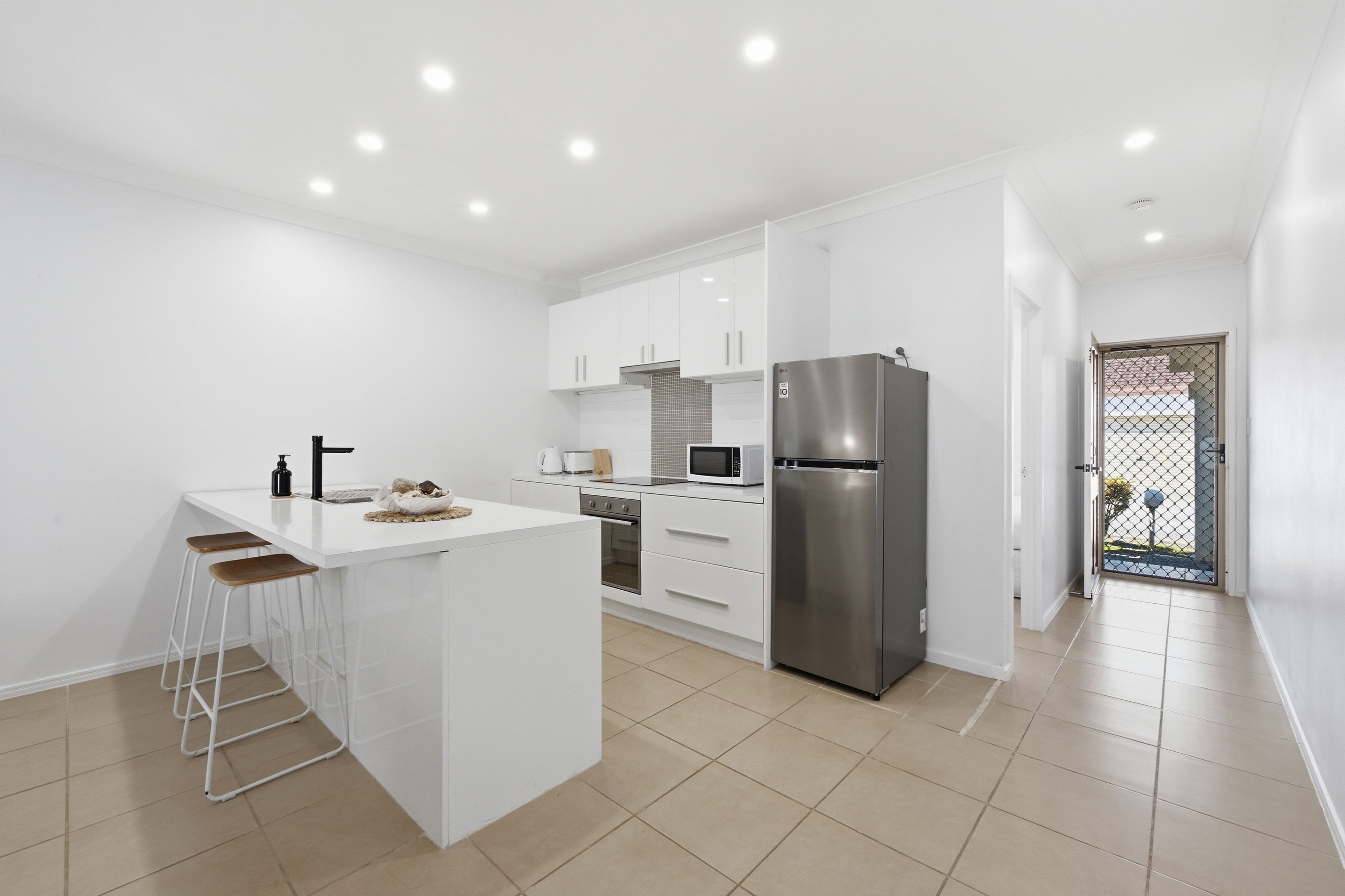 8/5-7 Oyster Court, Trinity Beach, QLD 4879