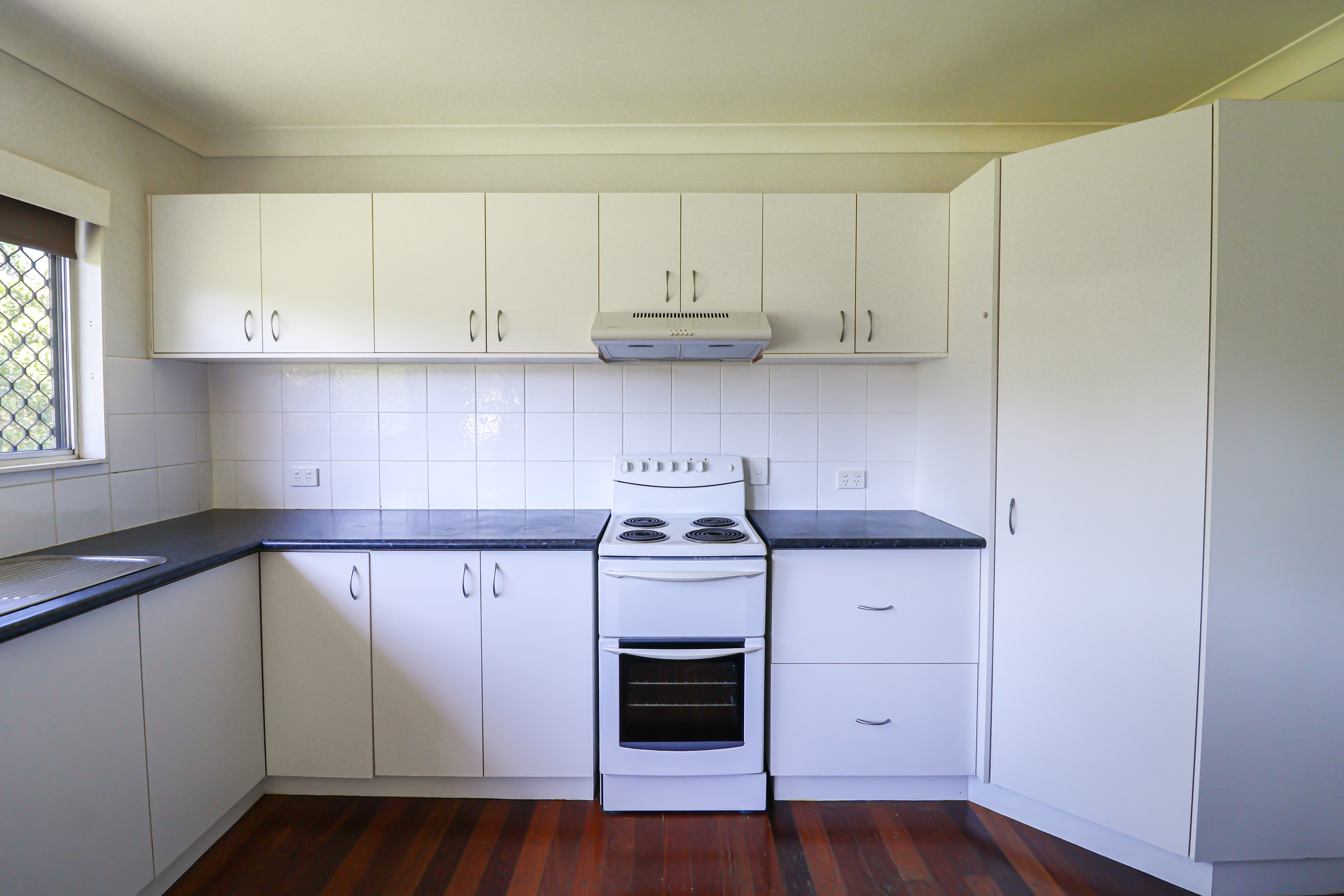 33 Philip Street, South Gladstone, QLD 4680