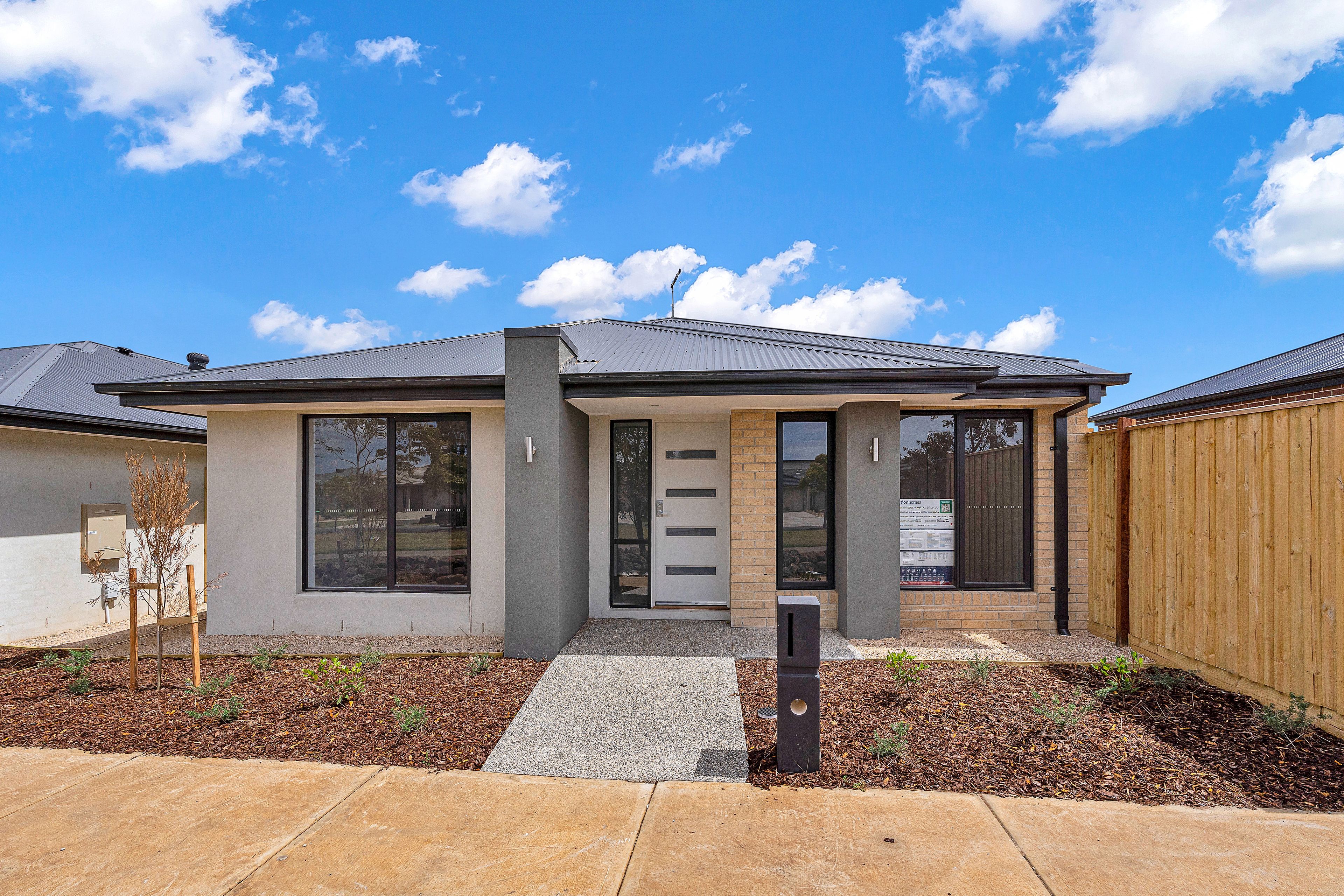 4 Awaken Walk, Wyndham Vale, VIC 3024