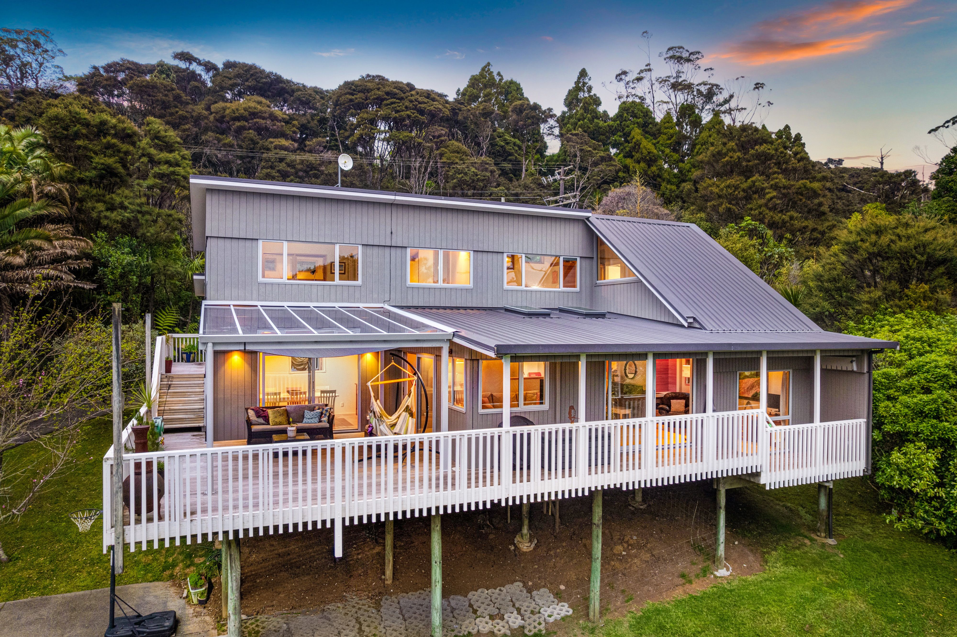 192 Carter Road, Oratia, Waitakere City 0604 - Sold House - Ray White ...