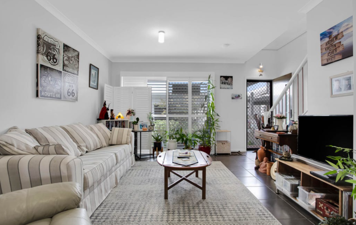 21 Acacia Lane — photo 5 of 15