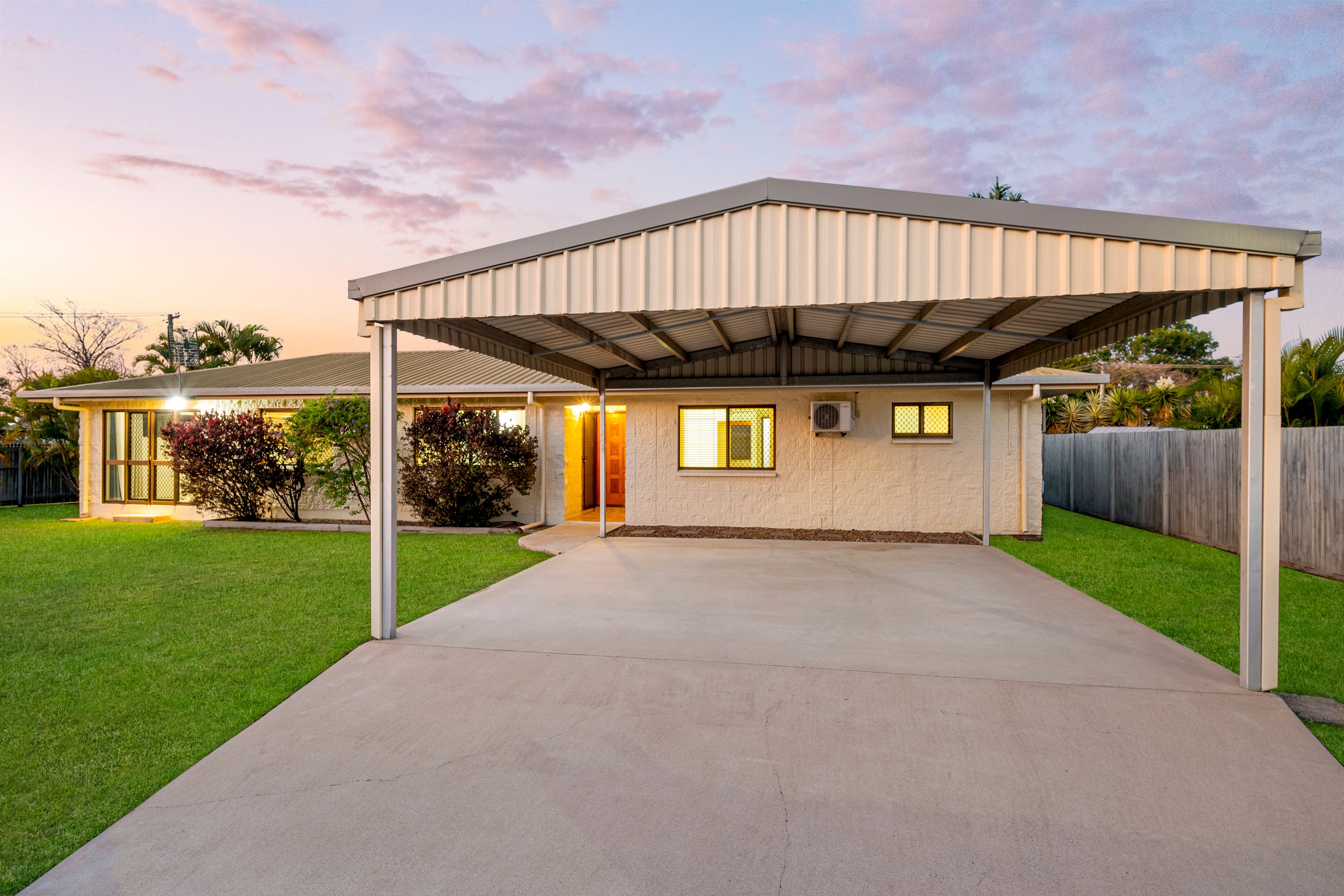 1 Saxon Court, Thuringowa Central, QLD 4817