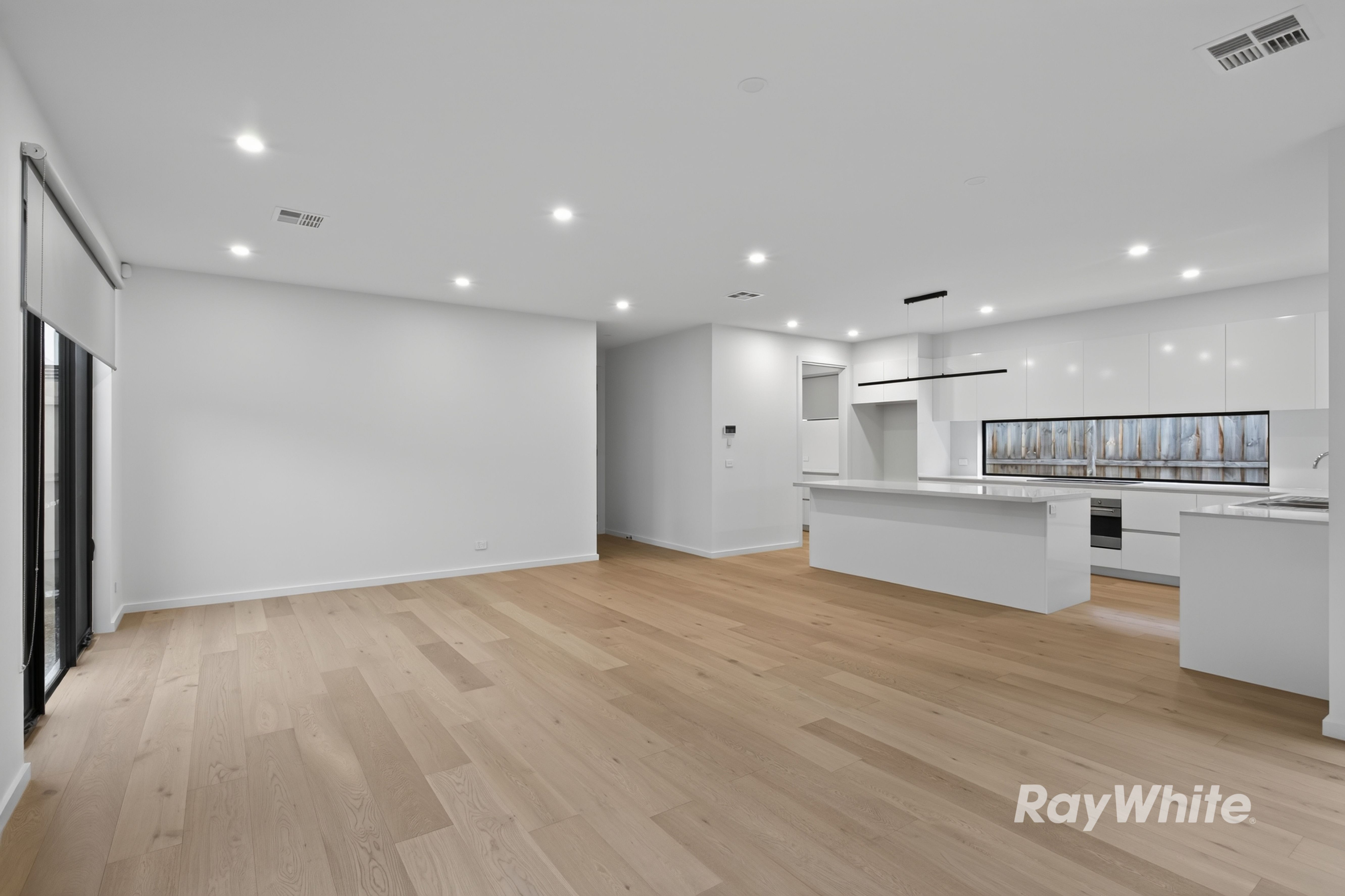 1/18 Maroo Street, Hughesdale, VIC 3166