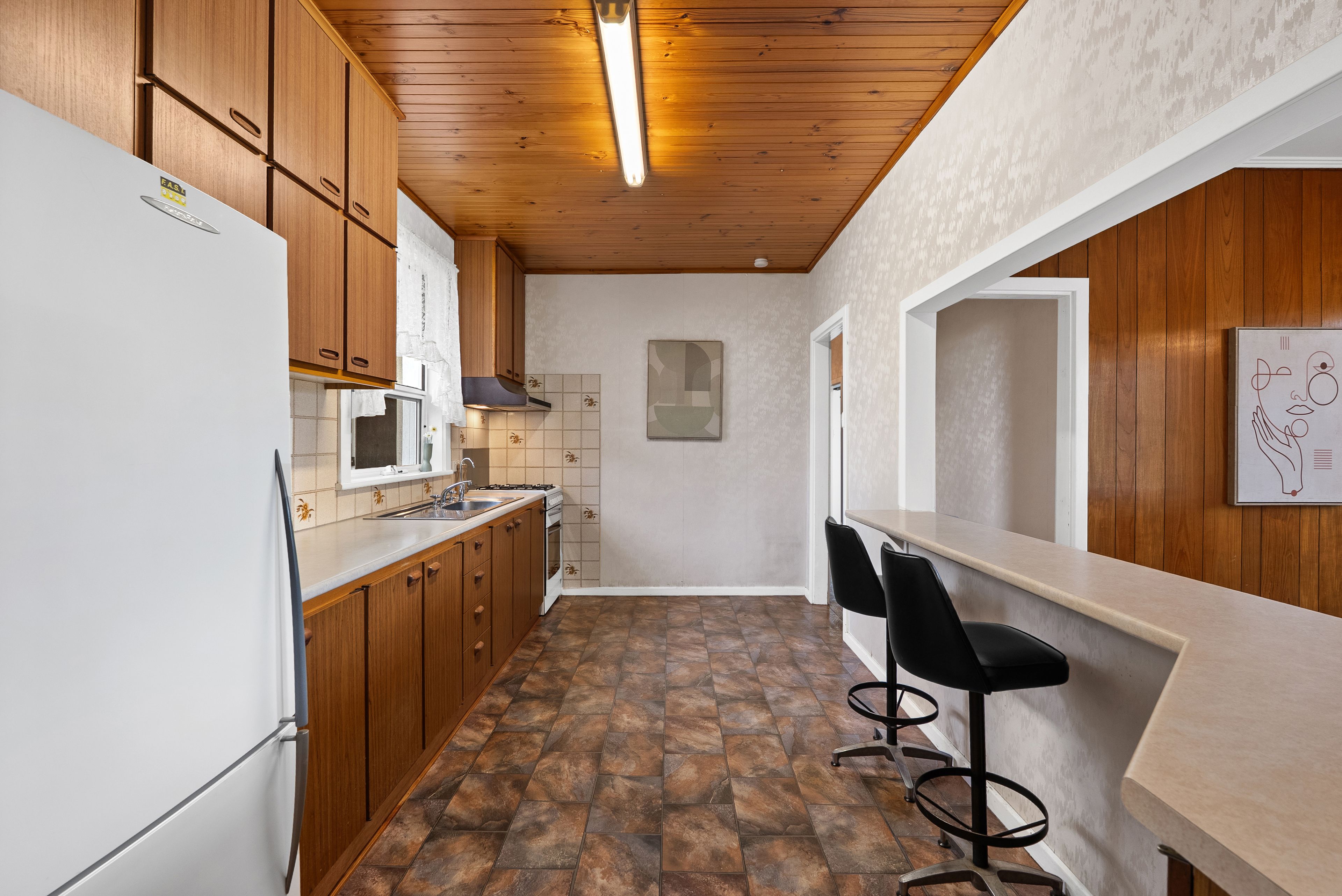 6 Edwards Avenue — photo 8 of 23