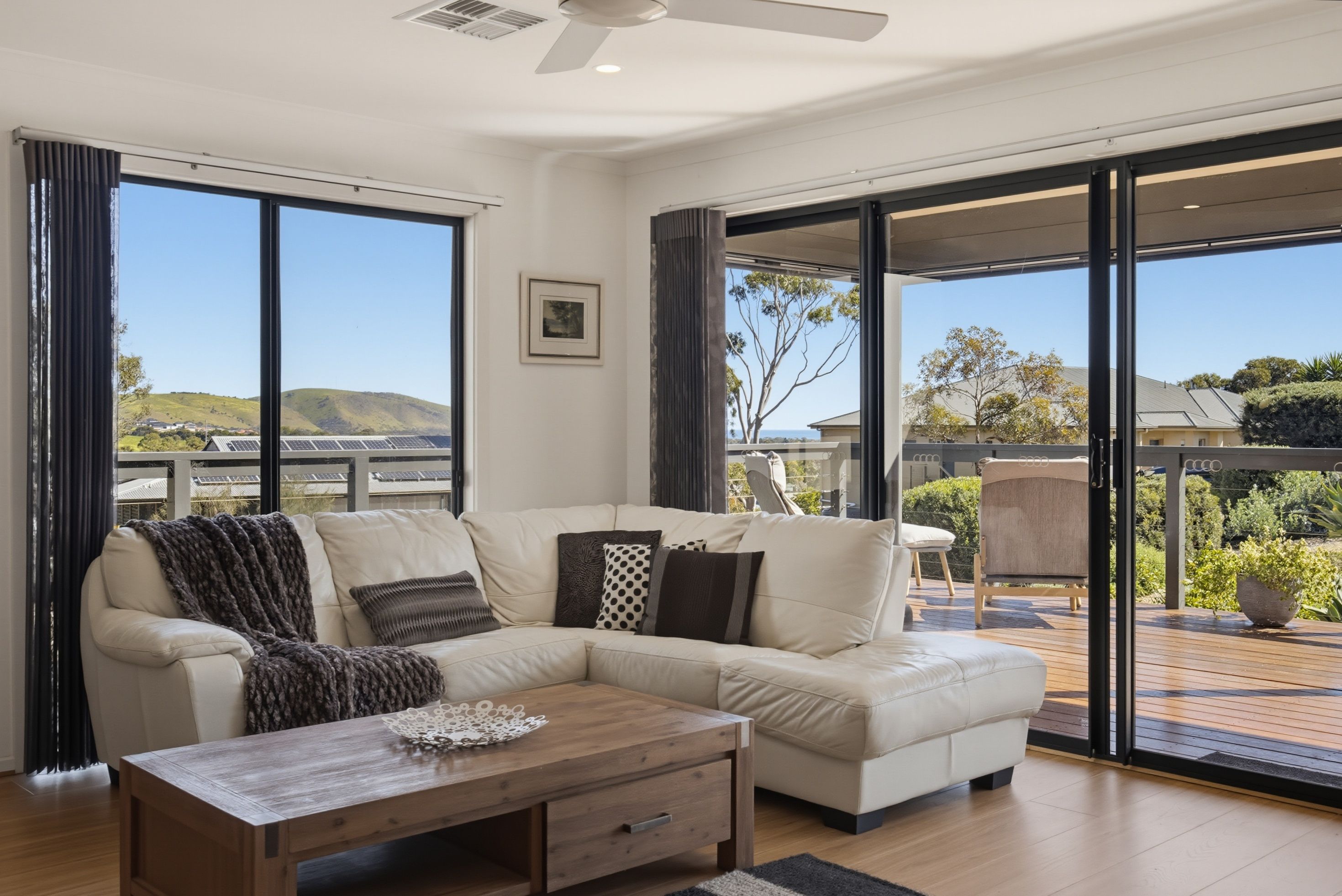 5 Mitchell Heights — photo 4 of 30