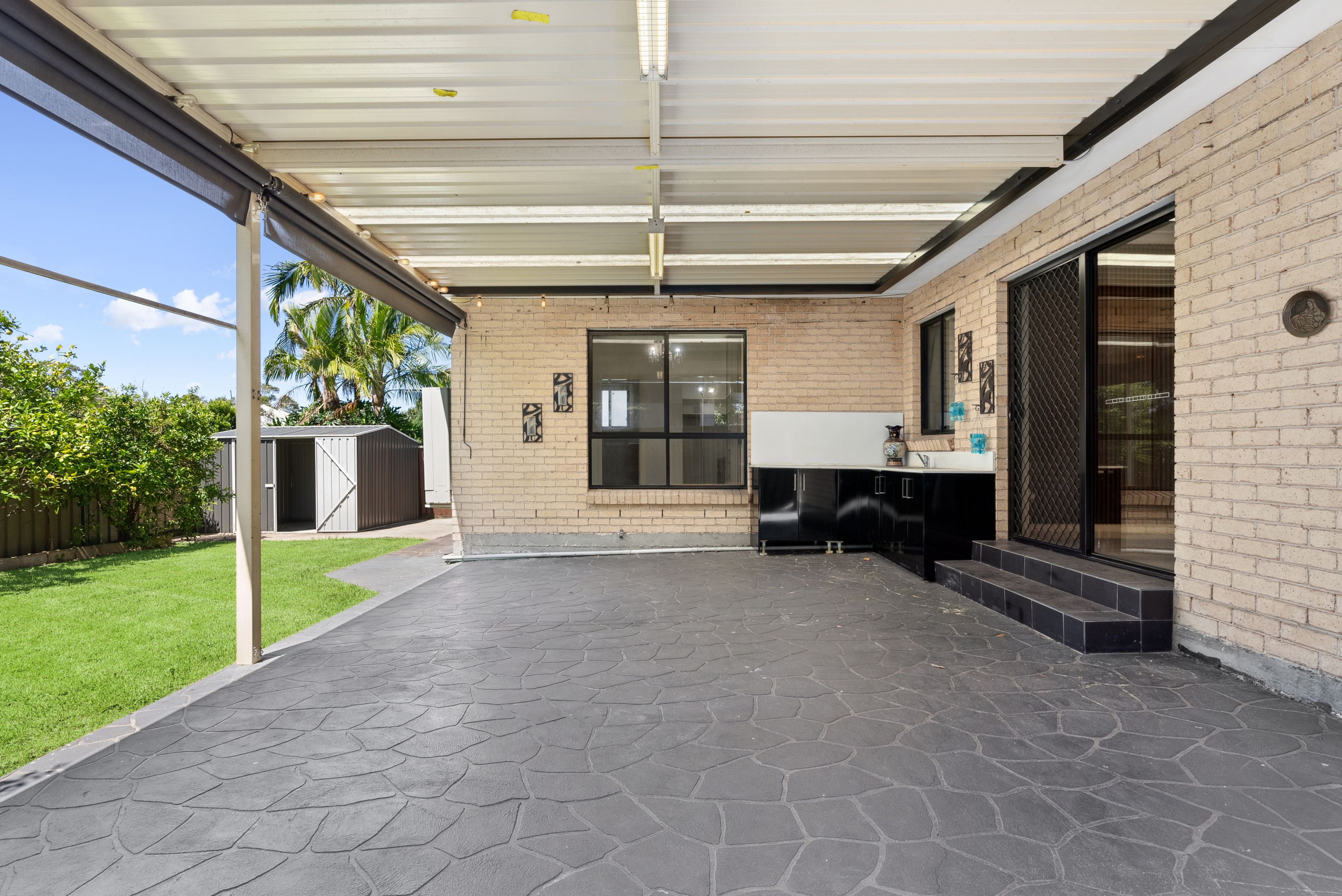 13 Leichhardt Avenue — photo 12 of 14