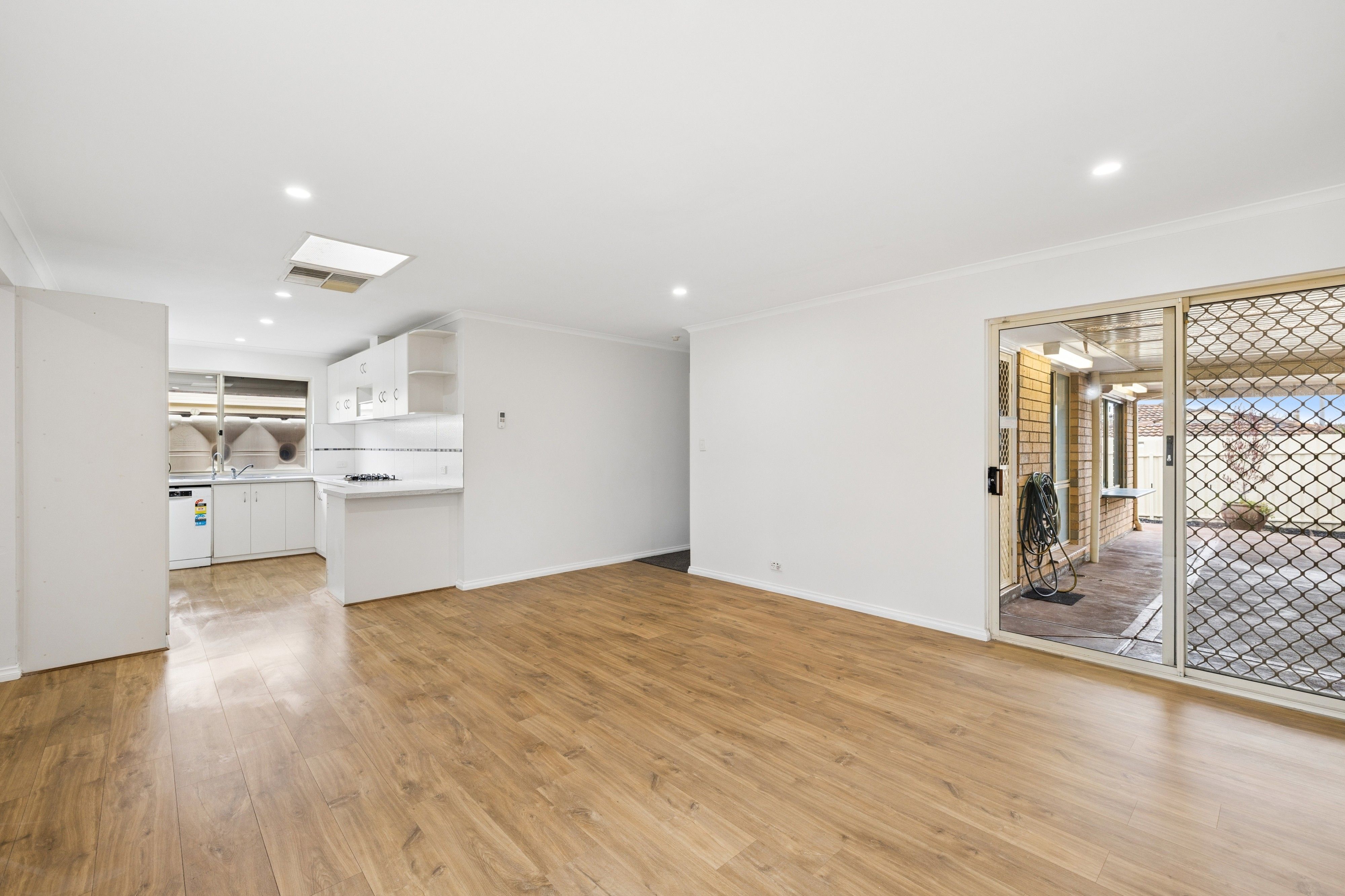 4 Marika Court — photo 8 of 23