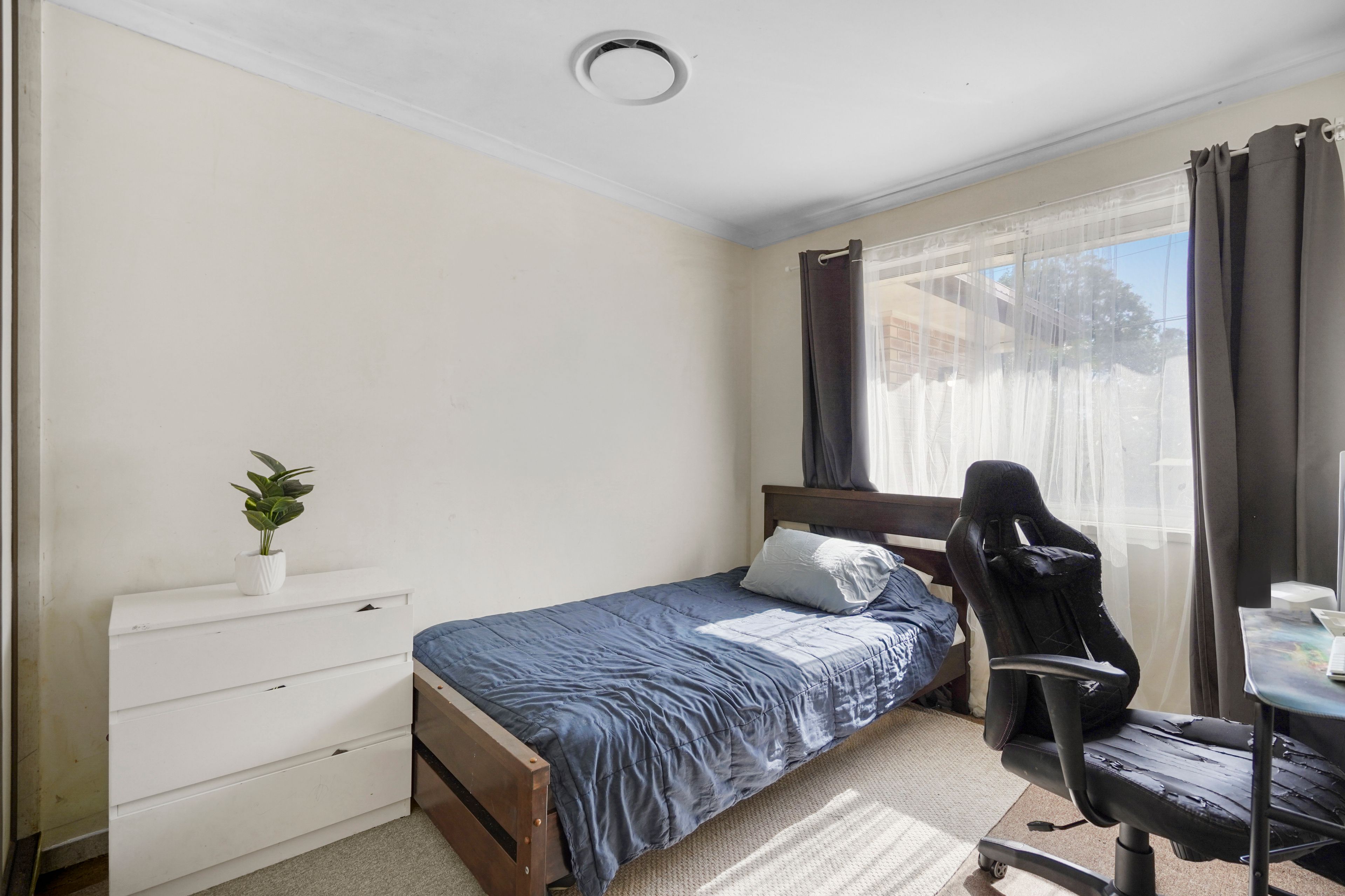 7 Tasman Terrace — photo 10 of 21