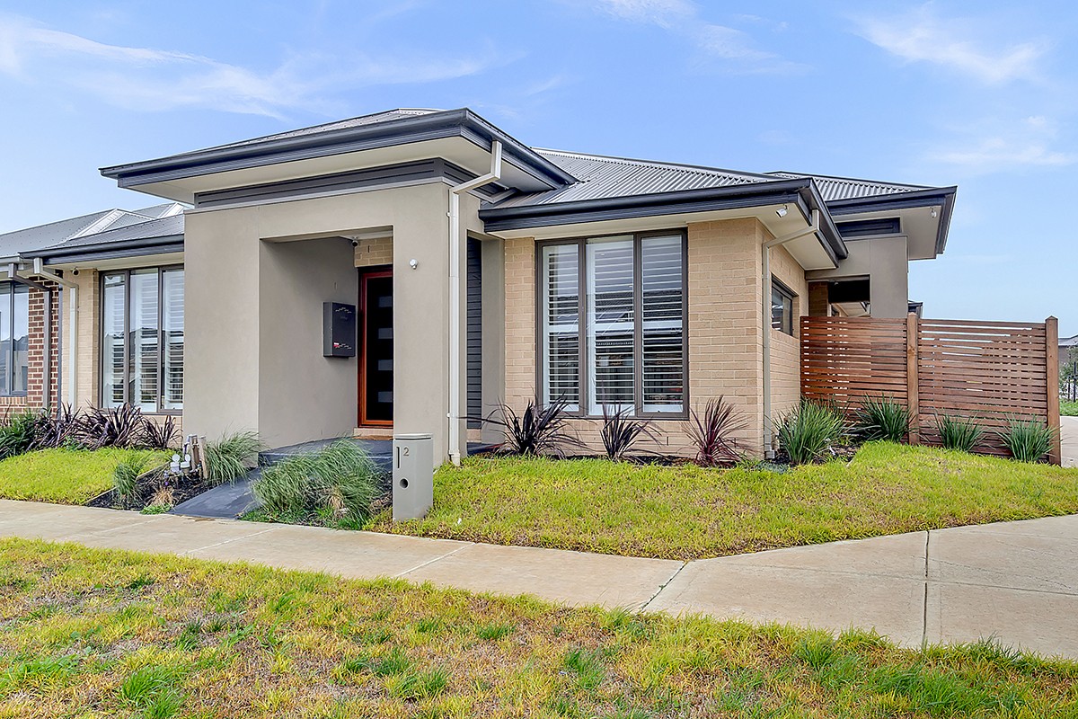 2 Angove Street, Craigieburn, VIC 3064