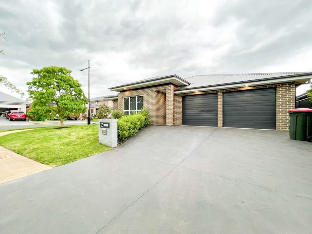36 Garnsey Way, Oran Park, NSW 2570