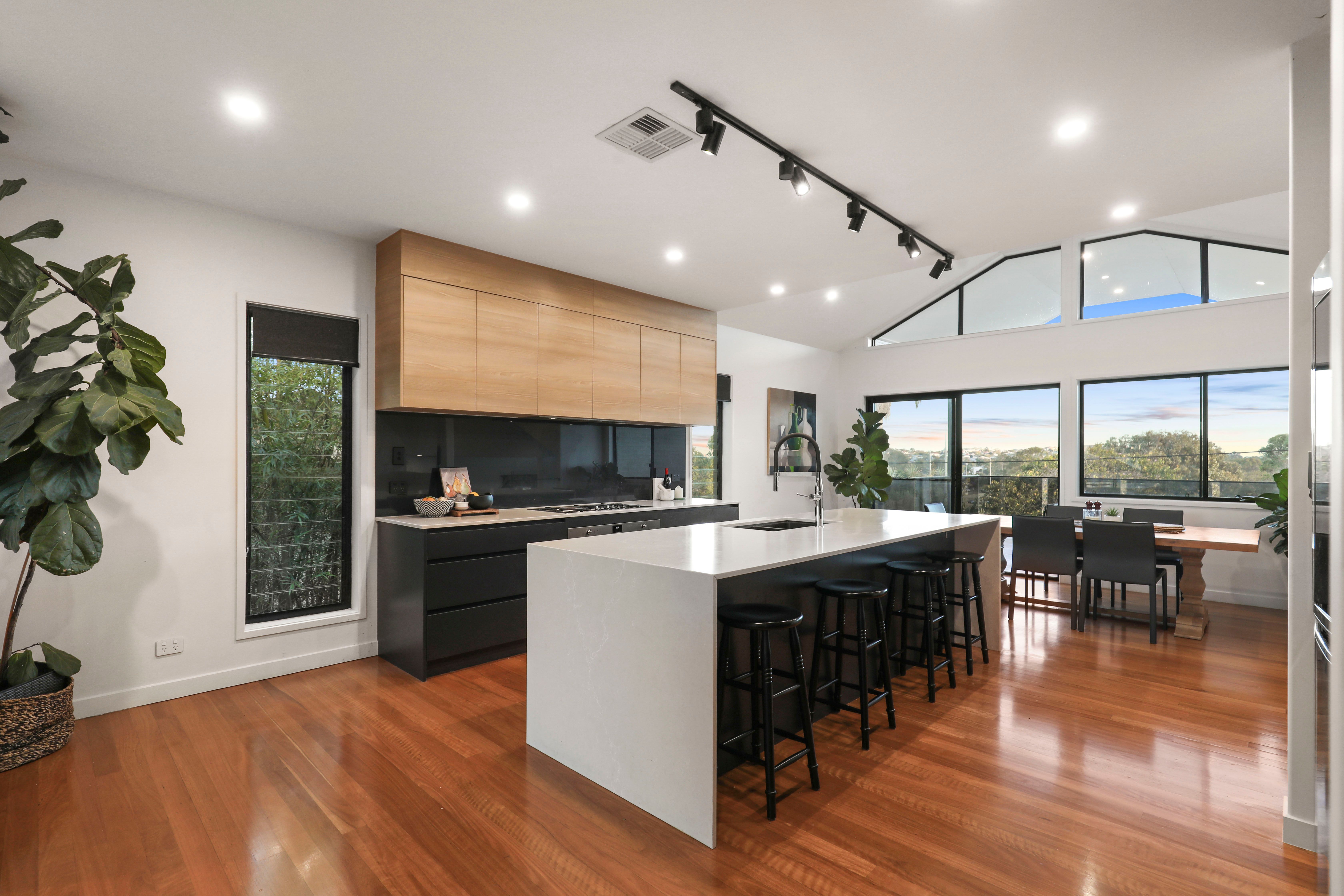 22 Huet Street — photo 3 of 30