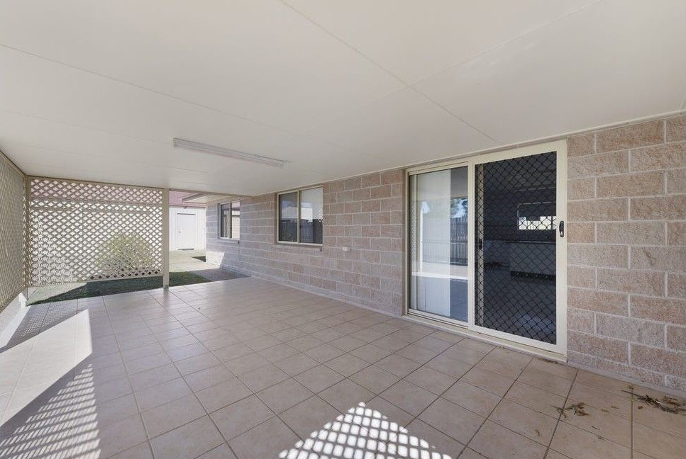 20 Alexander Drive — photo 12 of 15
