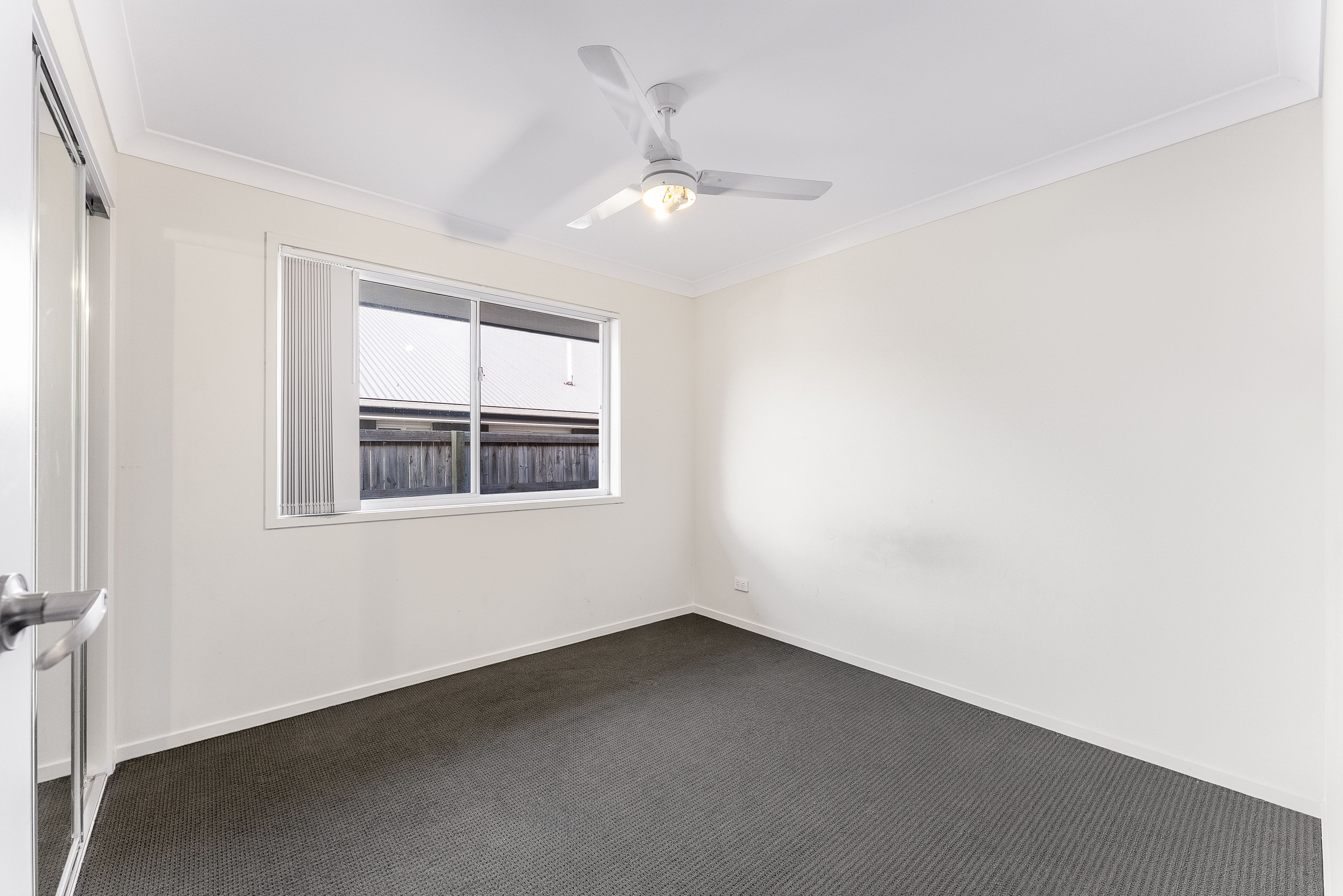 41 Wright Crescent — photo 7 of 18